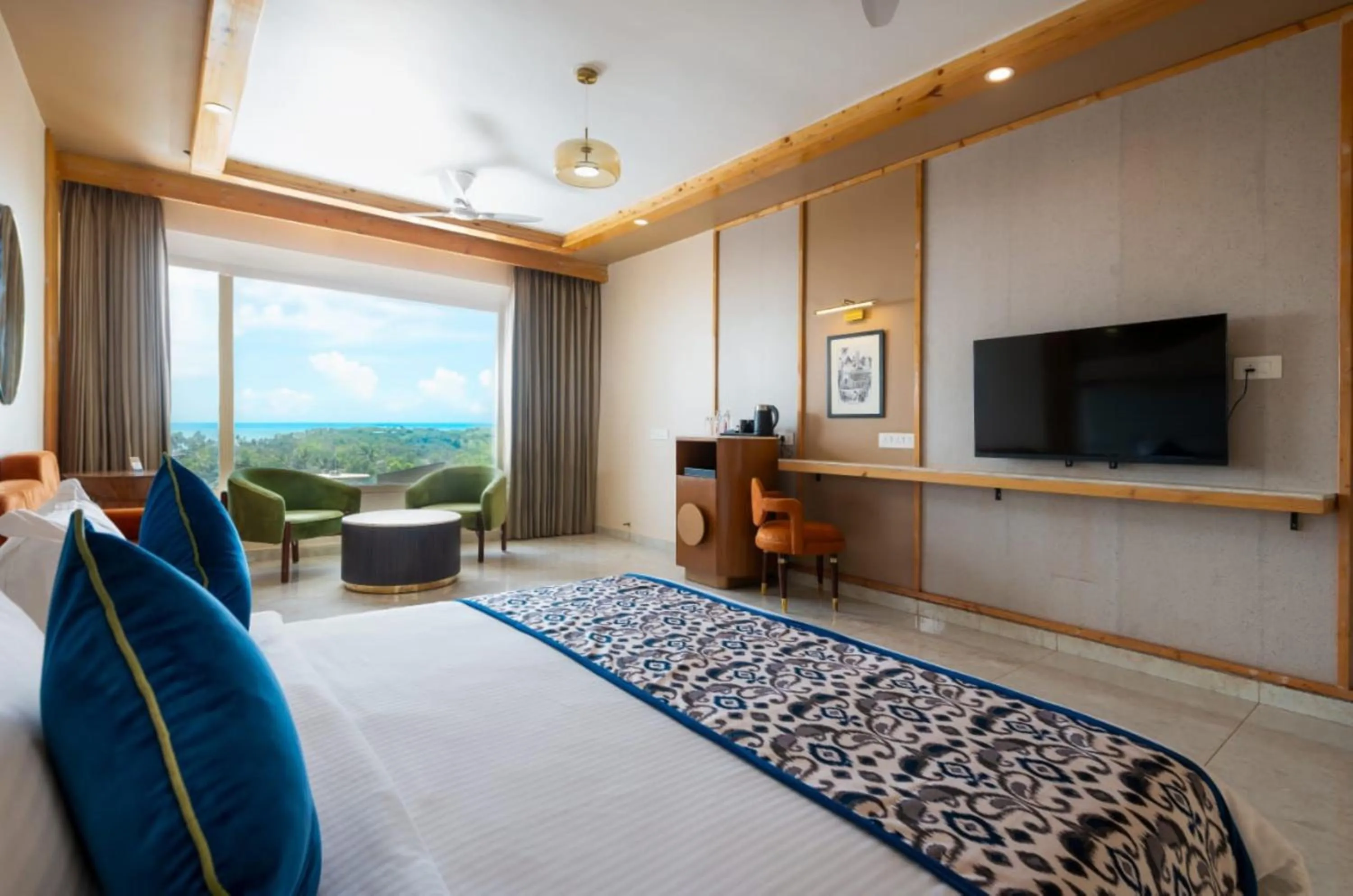 Bed in Grand Continent Morjim