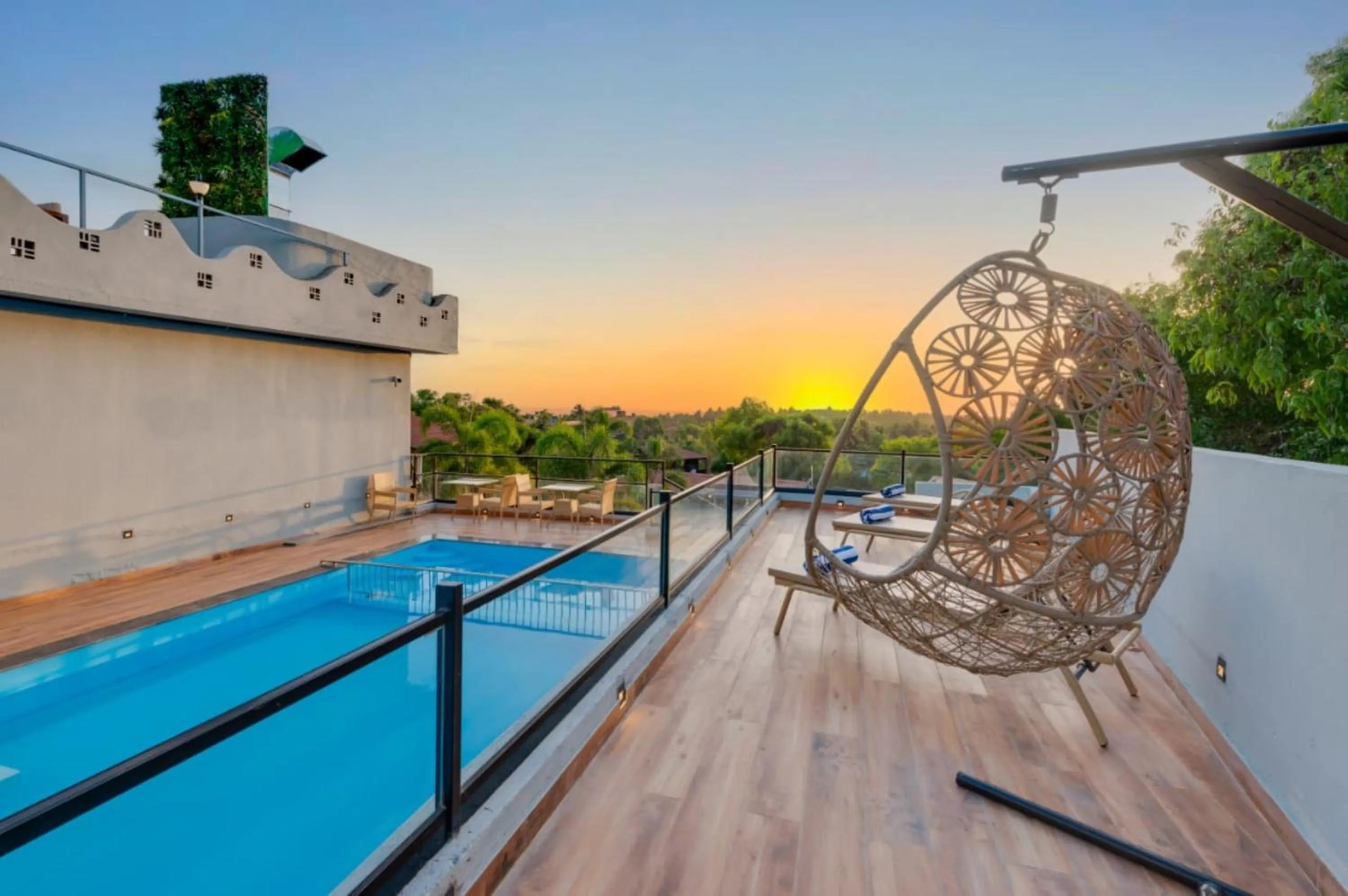 Swimming pool in Grand Continent Morjim