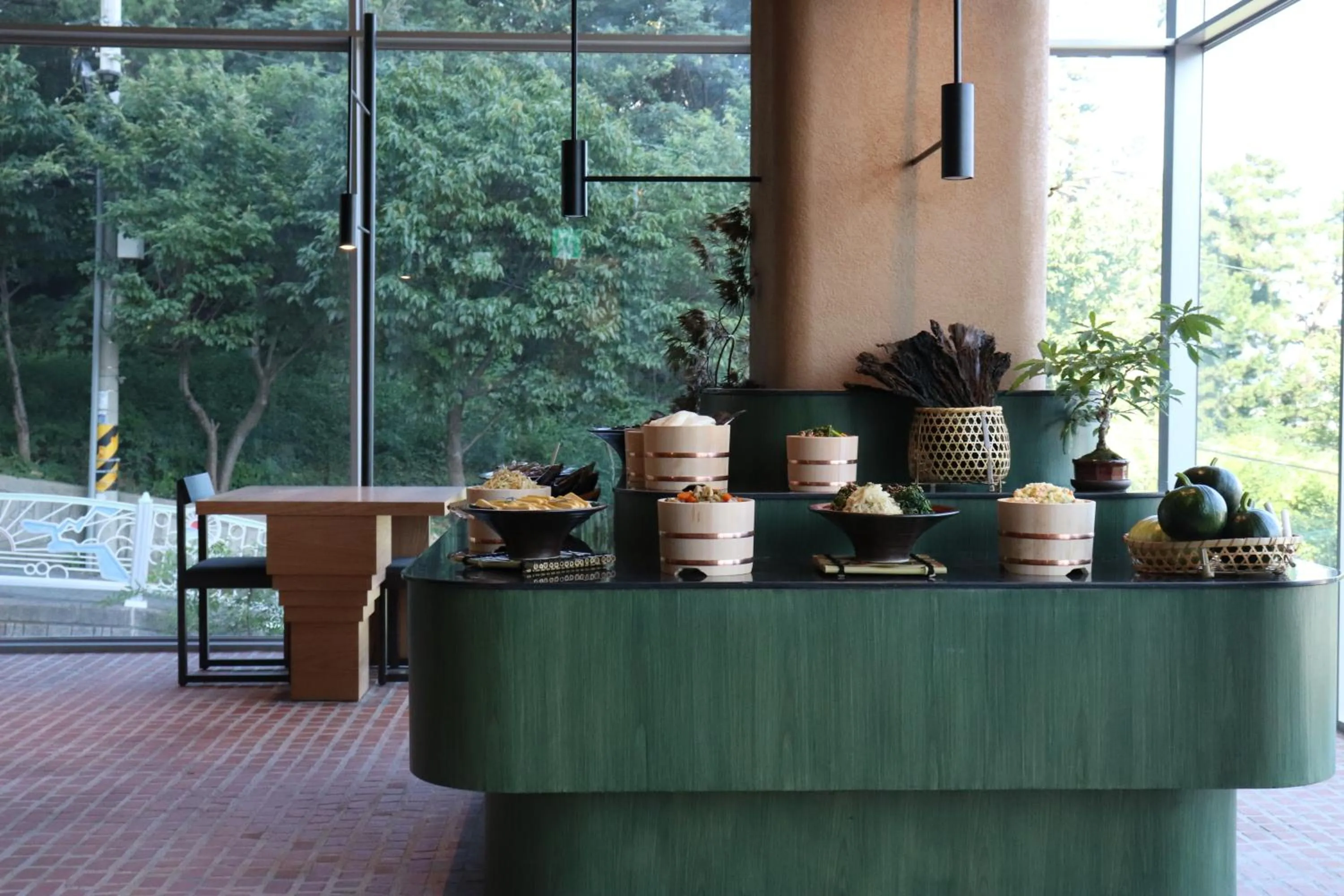 Restaurant/places to eat in Ije Busan