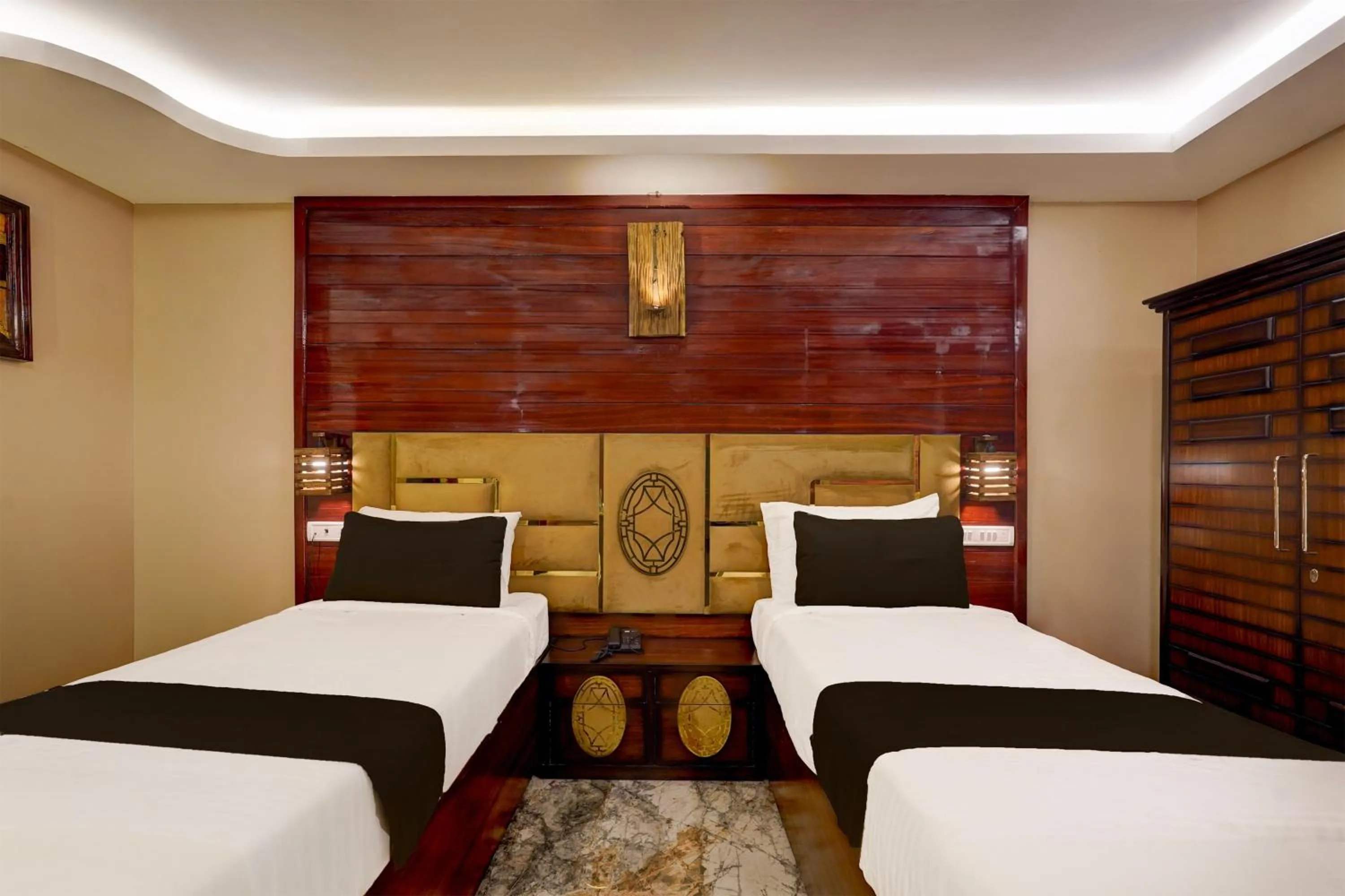 Bedroom, Bed in Super Townhouse NK Vivanta Luxury Rooms