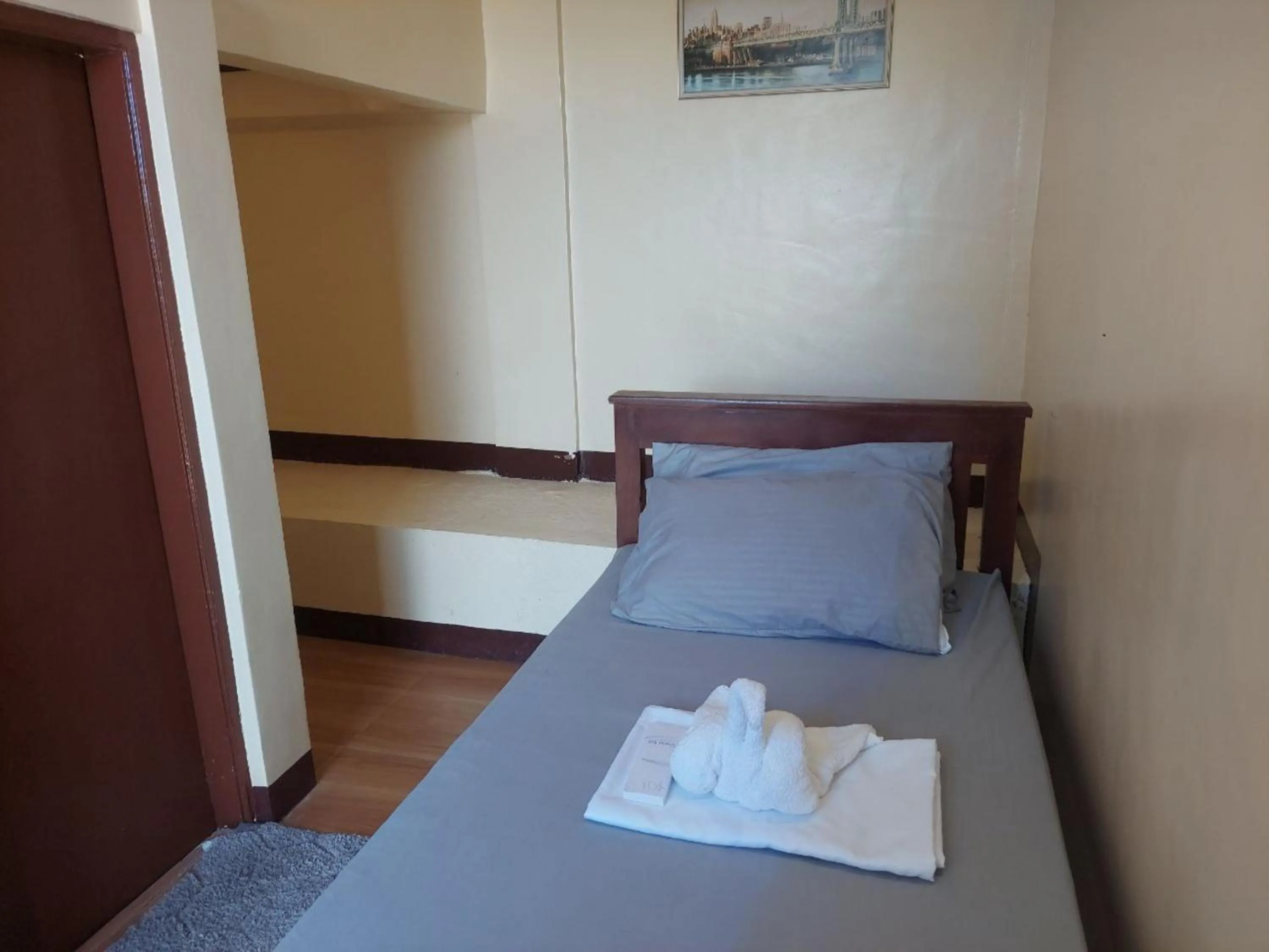 Bed in Simala Retreat Resort Cebu