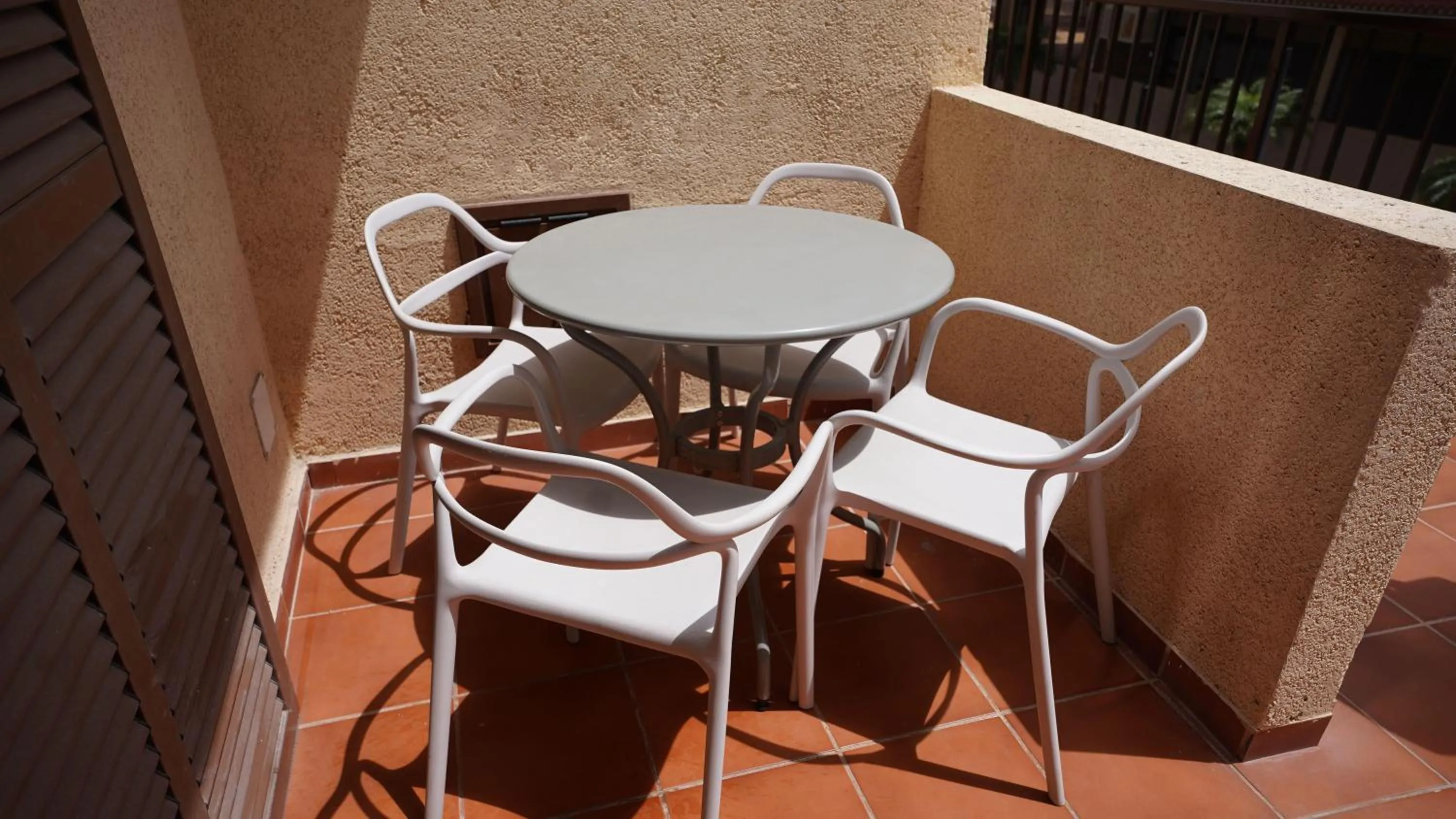 Photo of the whole room in Coral Compostela Beach