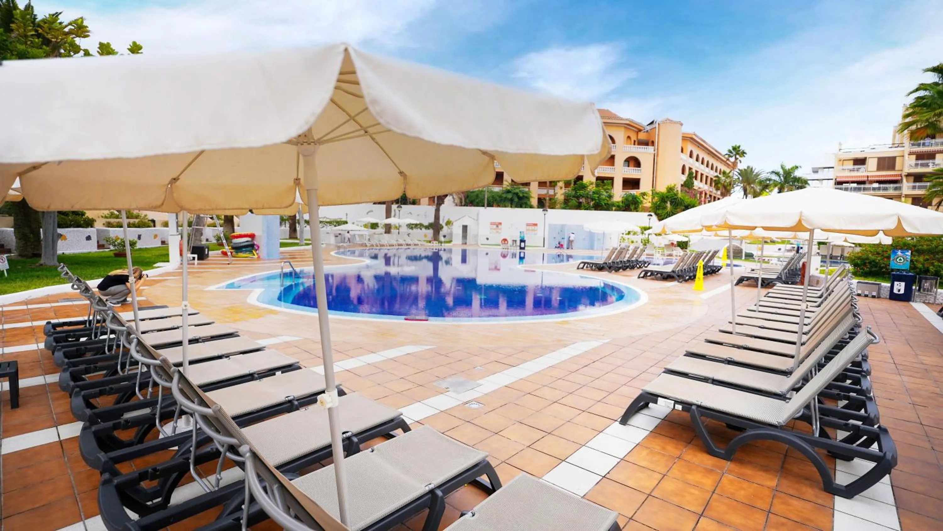 Swimming pool in Coral Compostela Beach