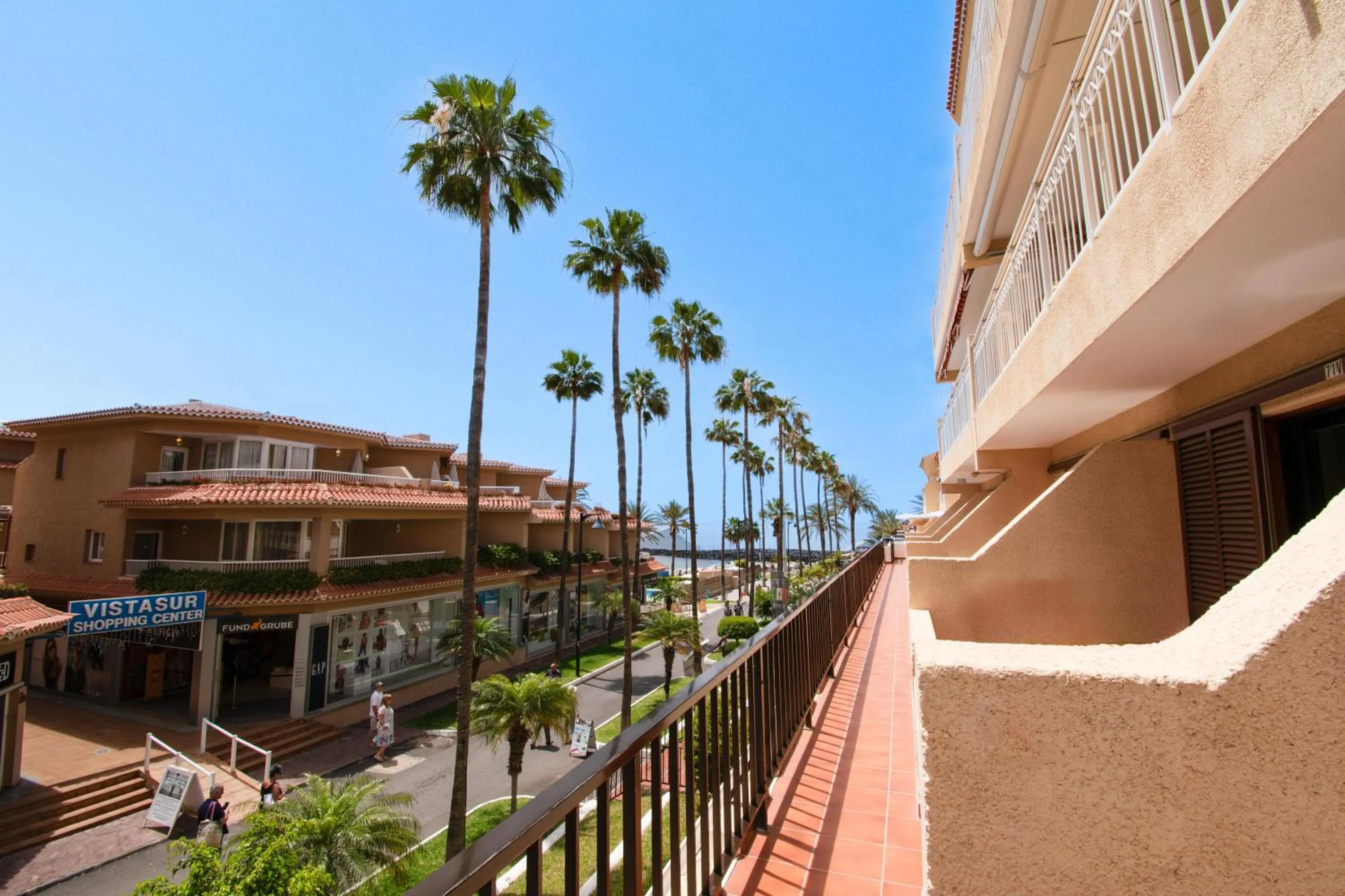 Photo of the whole room in Coral Compostela Beach