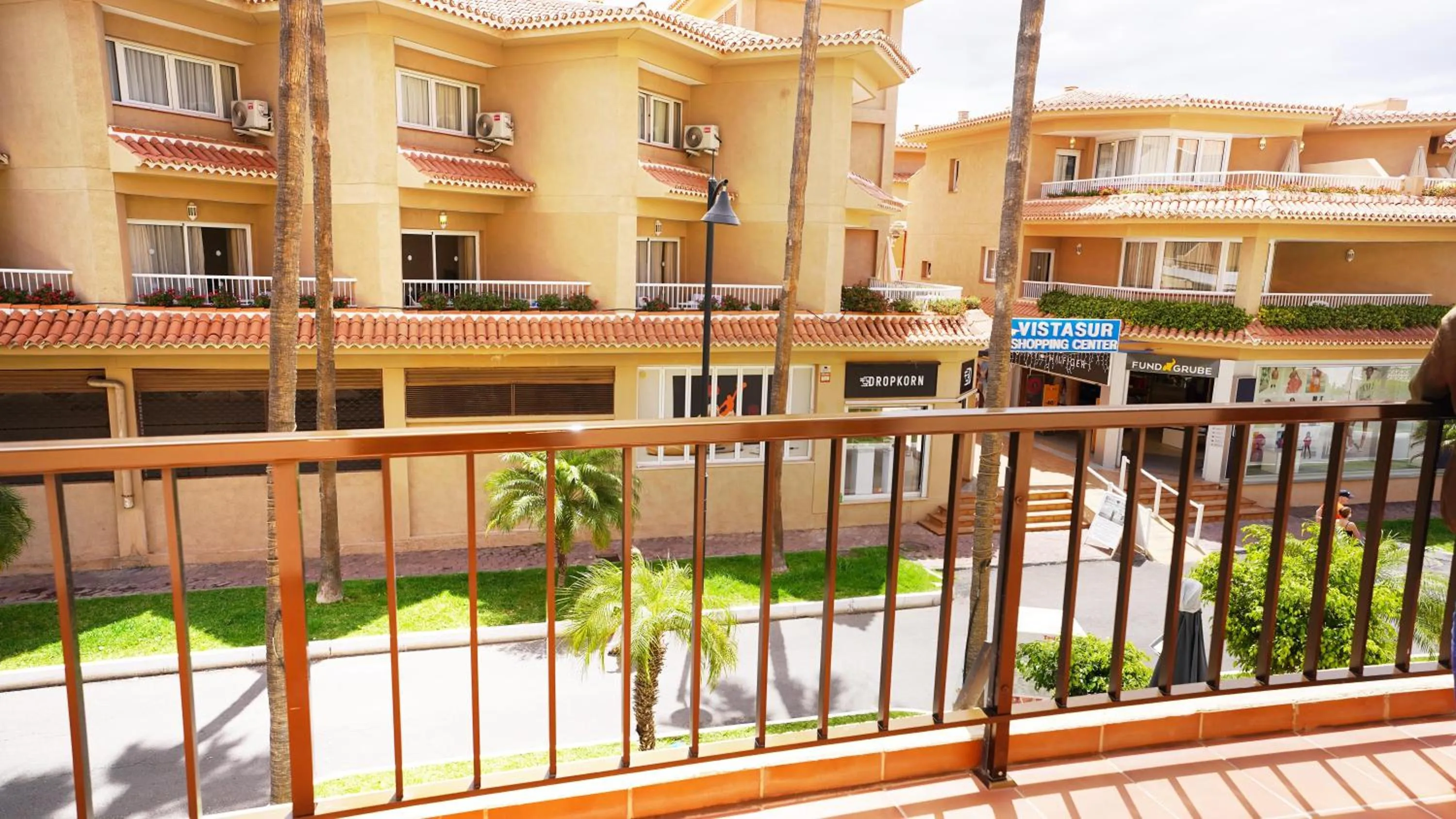 Photo of the whole room in Coral Compostela Beach