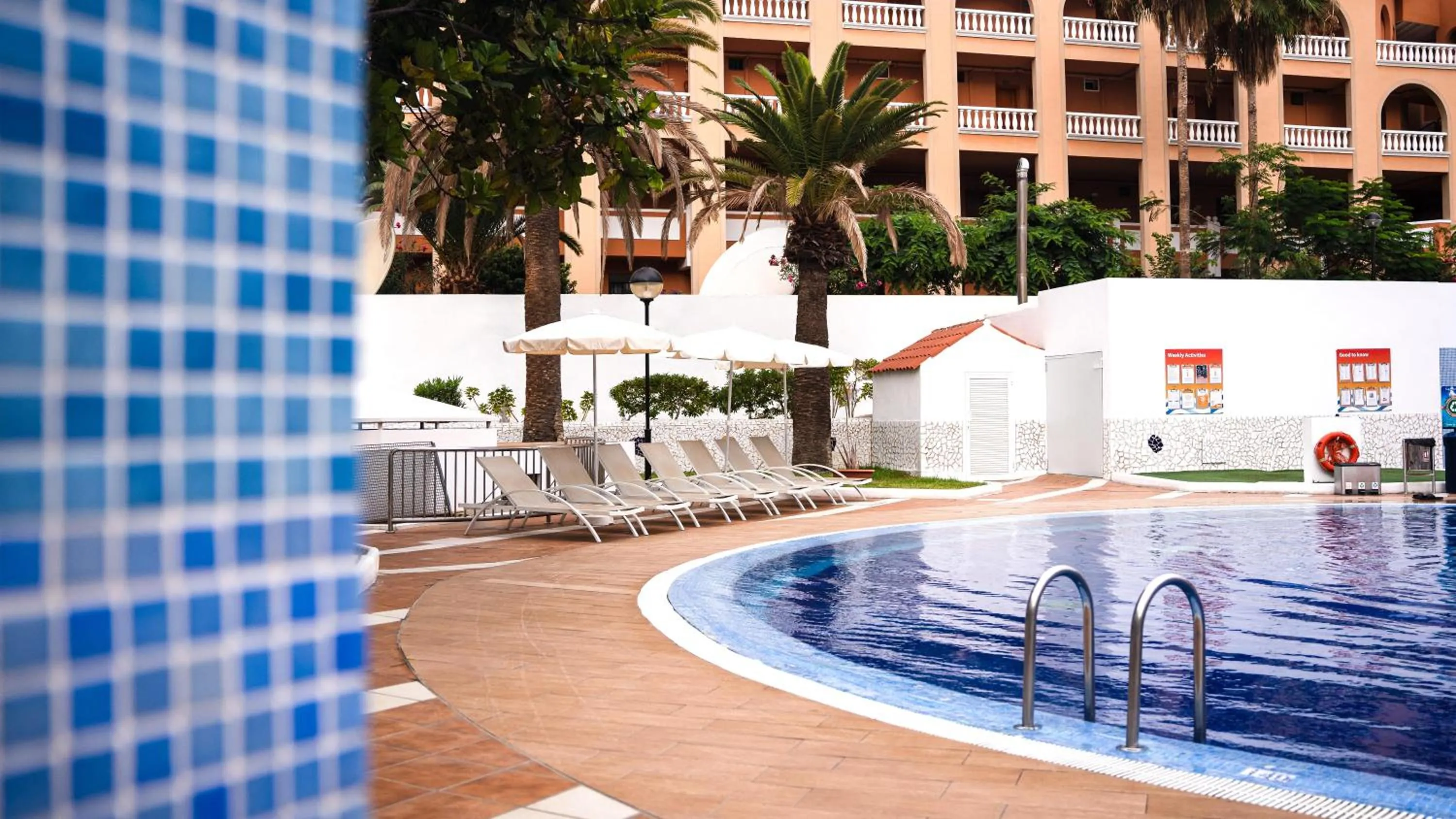 Swimming pool in Coral Compostela Beach