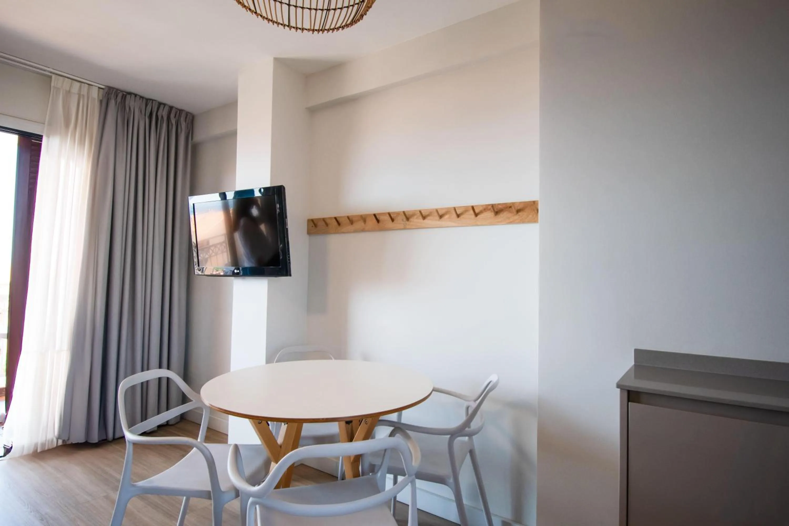 Photo of the whole room in Coral Compostela Beach