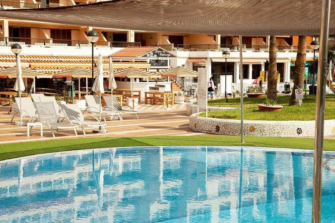 Swimming pool in Coral Compostela Beach