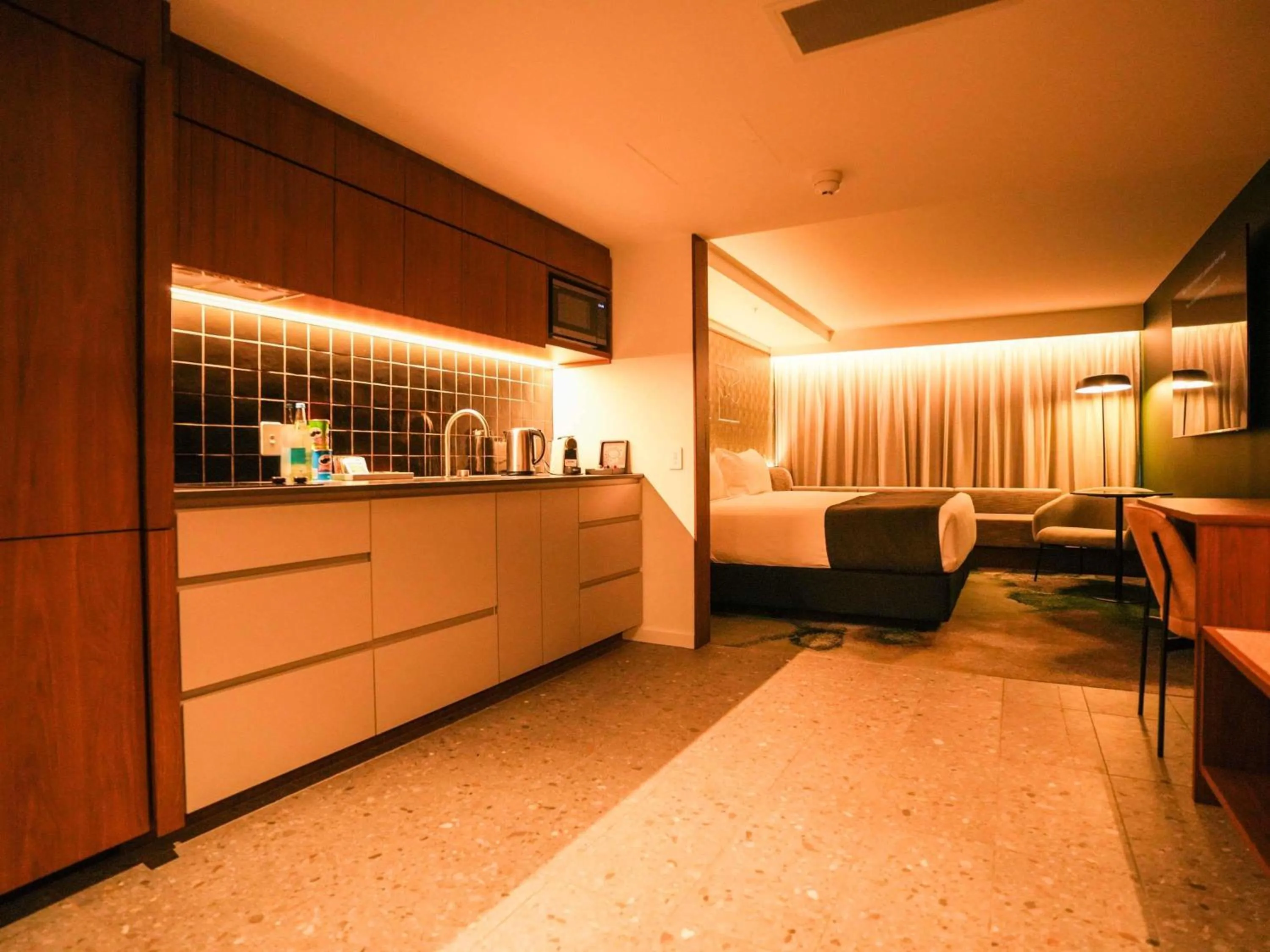 Bedroom, Bed in Peppers Gladstone