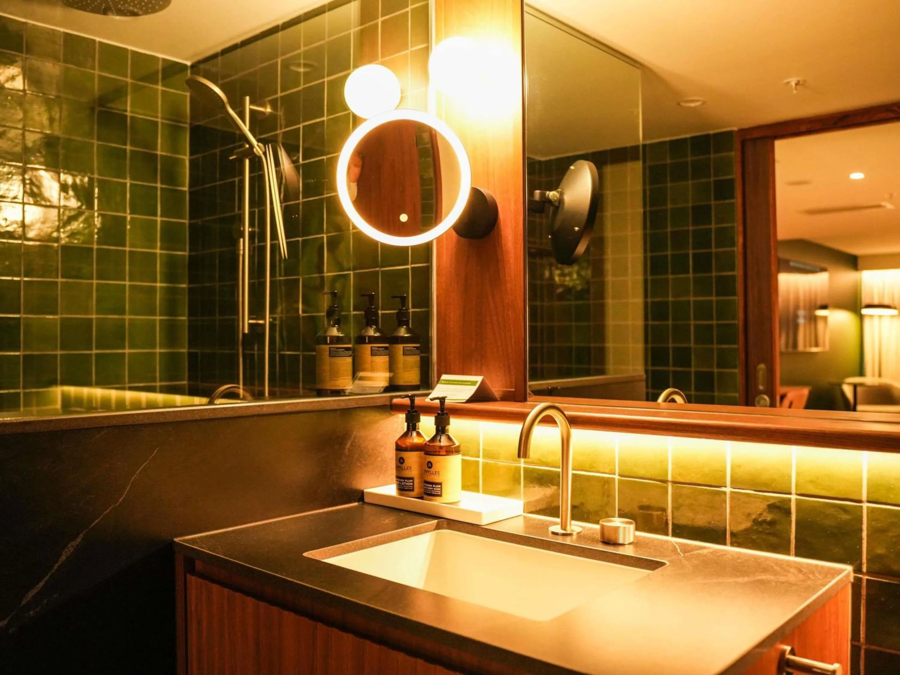 Bedroom in Peppers Gladstone