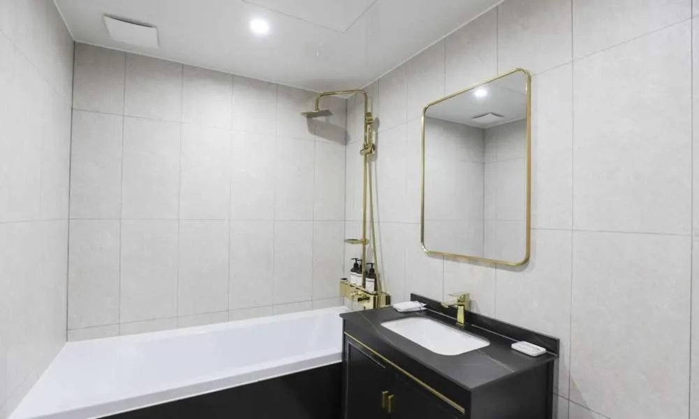 Bathroom in JECHEON No 25 HOTEL