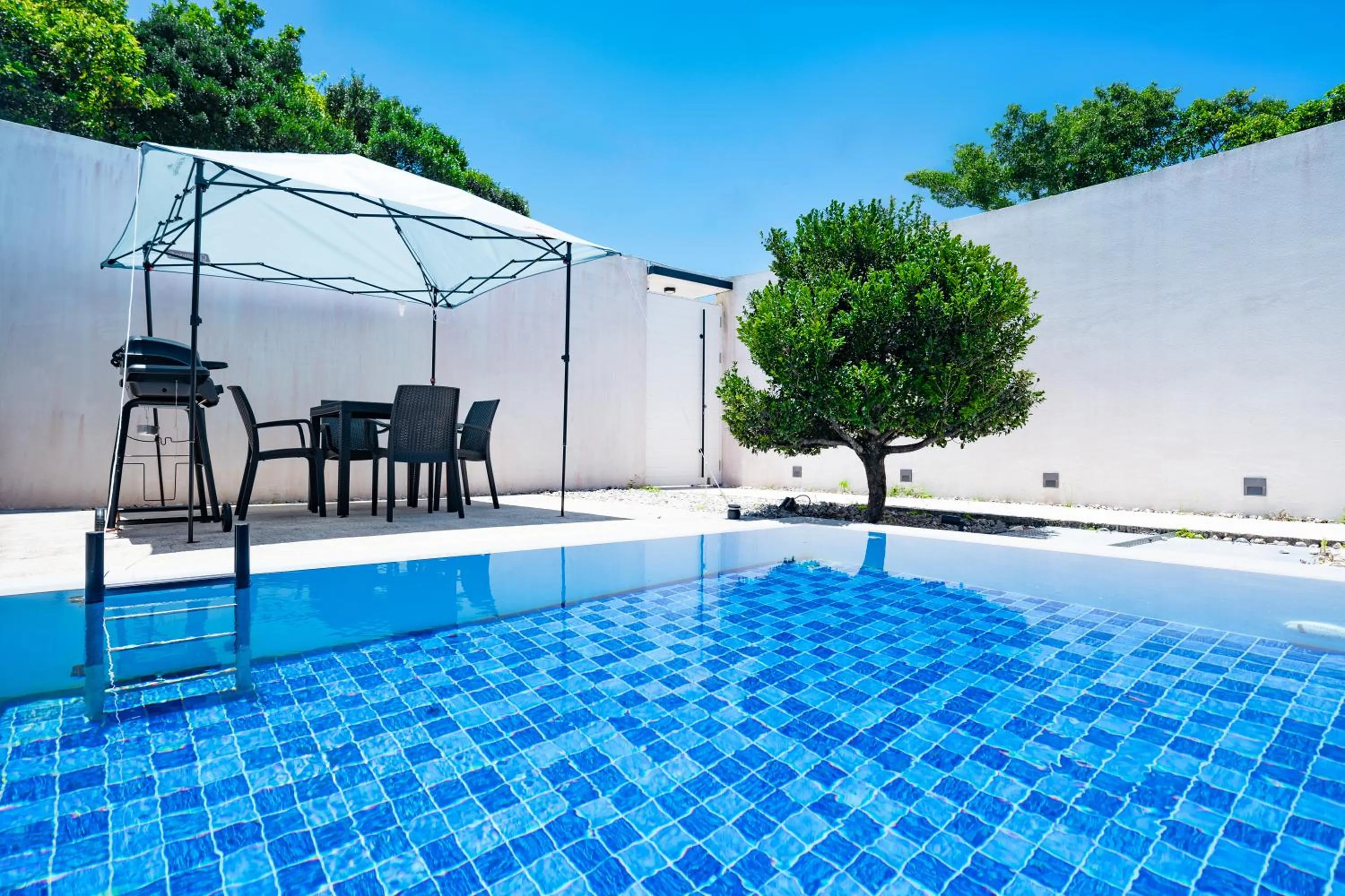 BBQ facilities in Secret Villas by Relapool