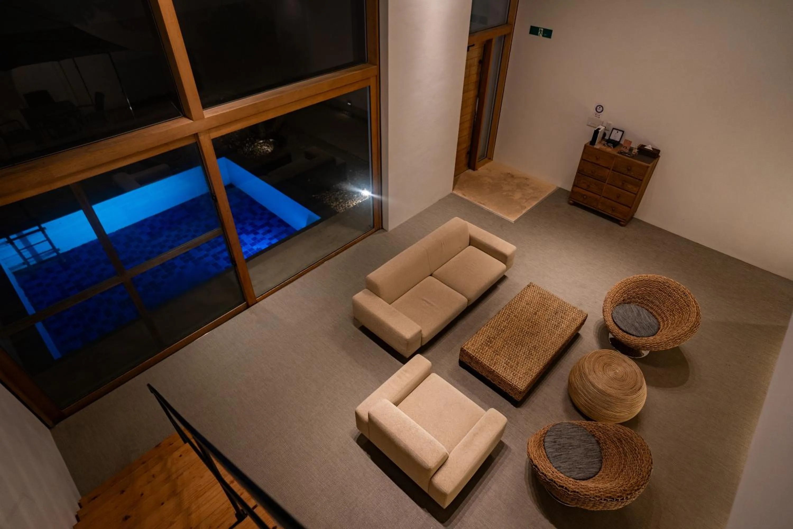 Living room in Secret Villas by Relapool