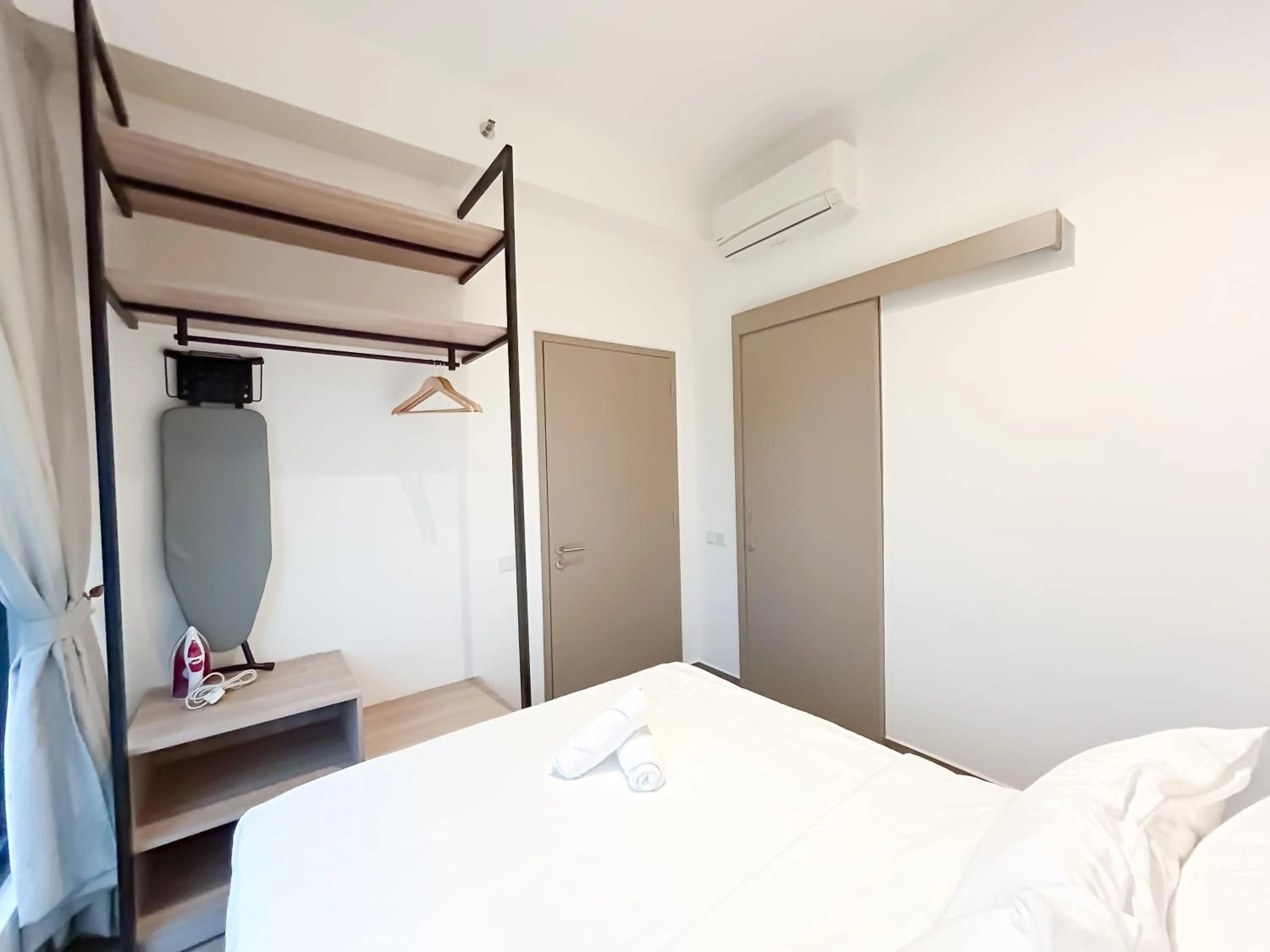 Bed in Mossaz by Manhattan Group