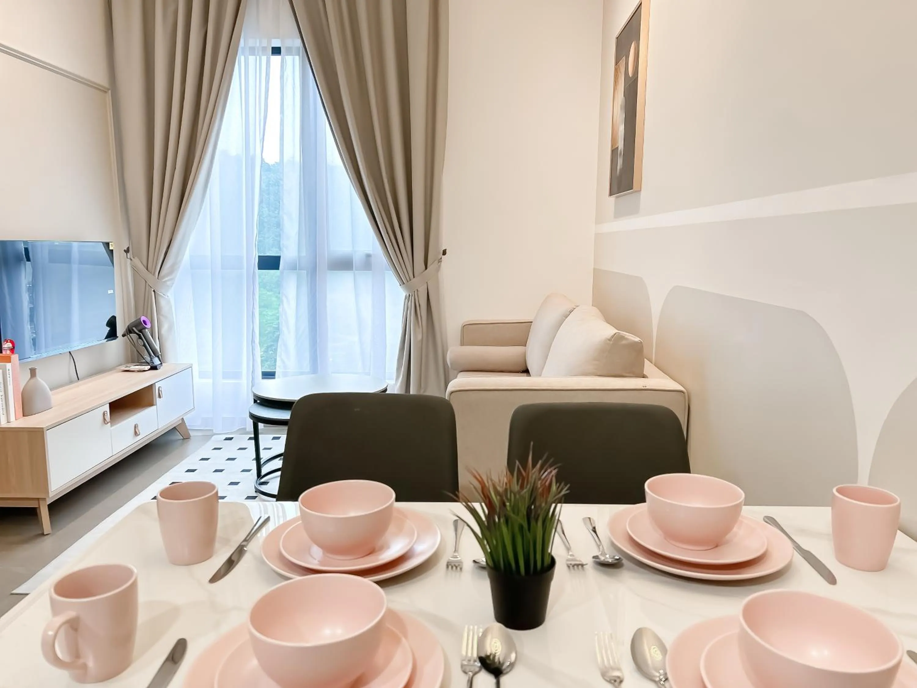 Mossaz by Manhattan Group