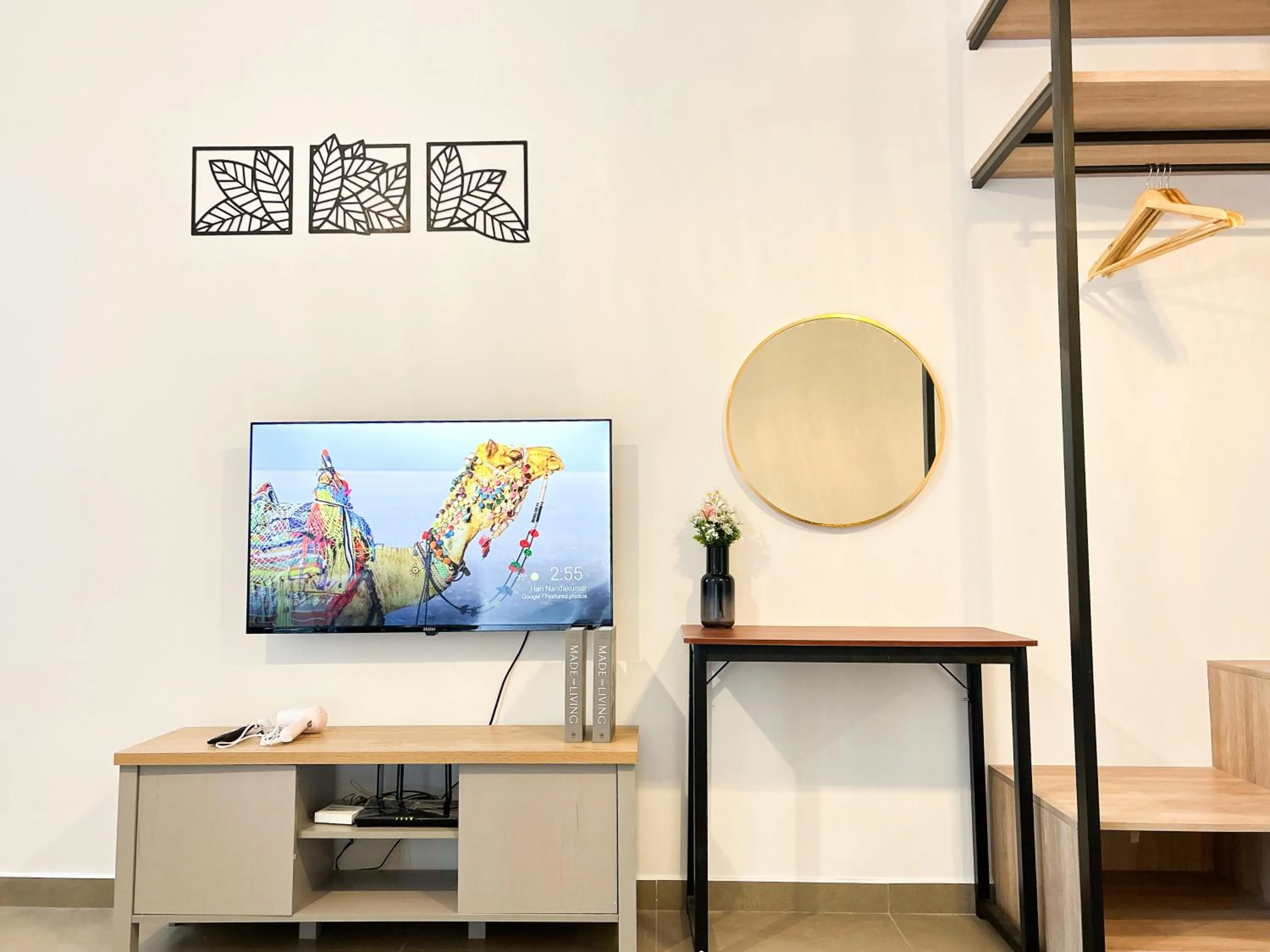 Mossaz by Manhattan Group