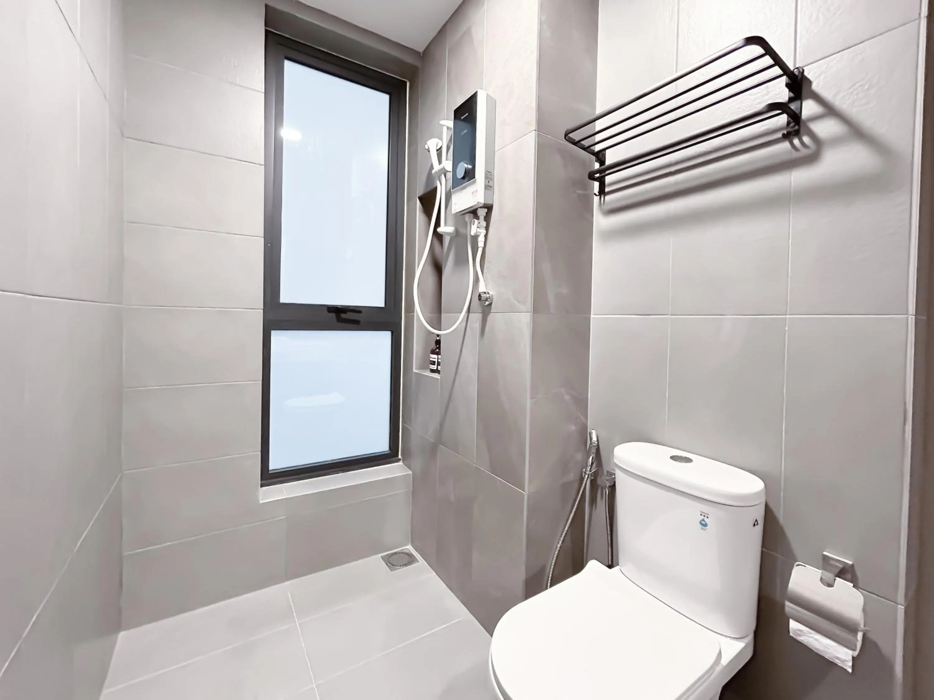 Mossaz by Manhattan Group