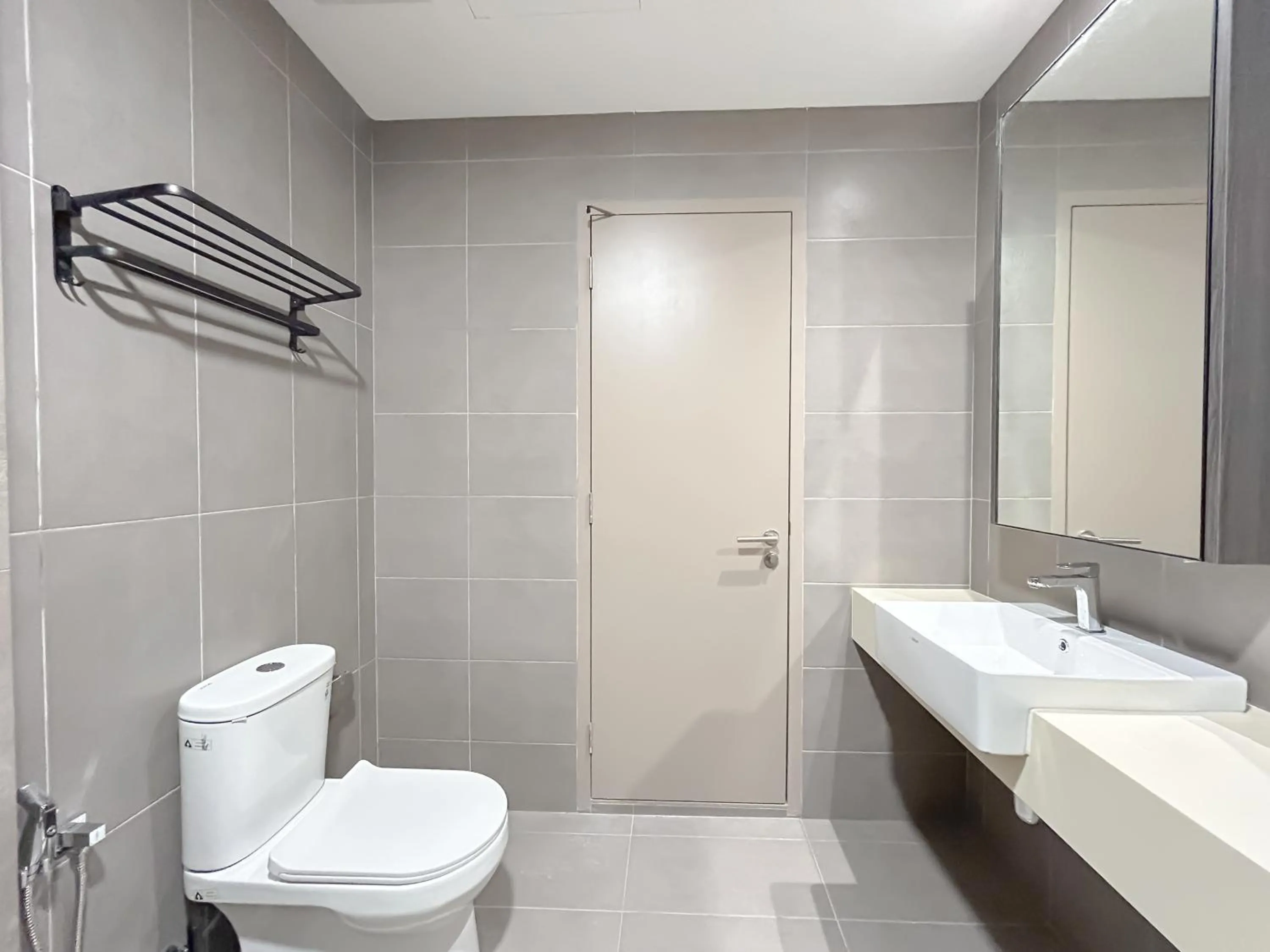 Mossaz by Manhattan Group