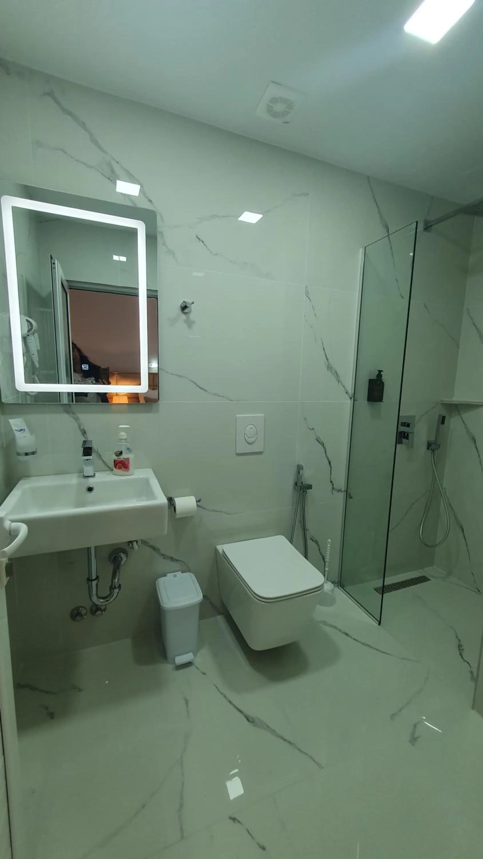 Bathroom in Ceko Hotel