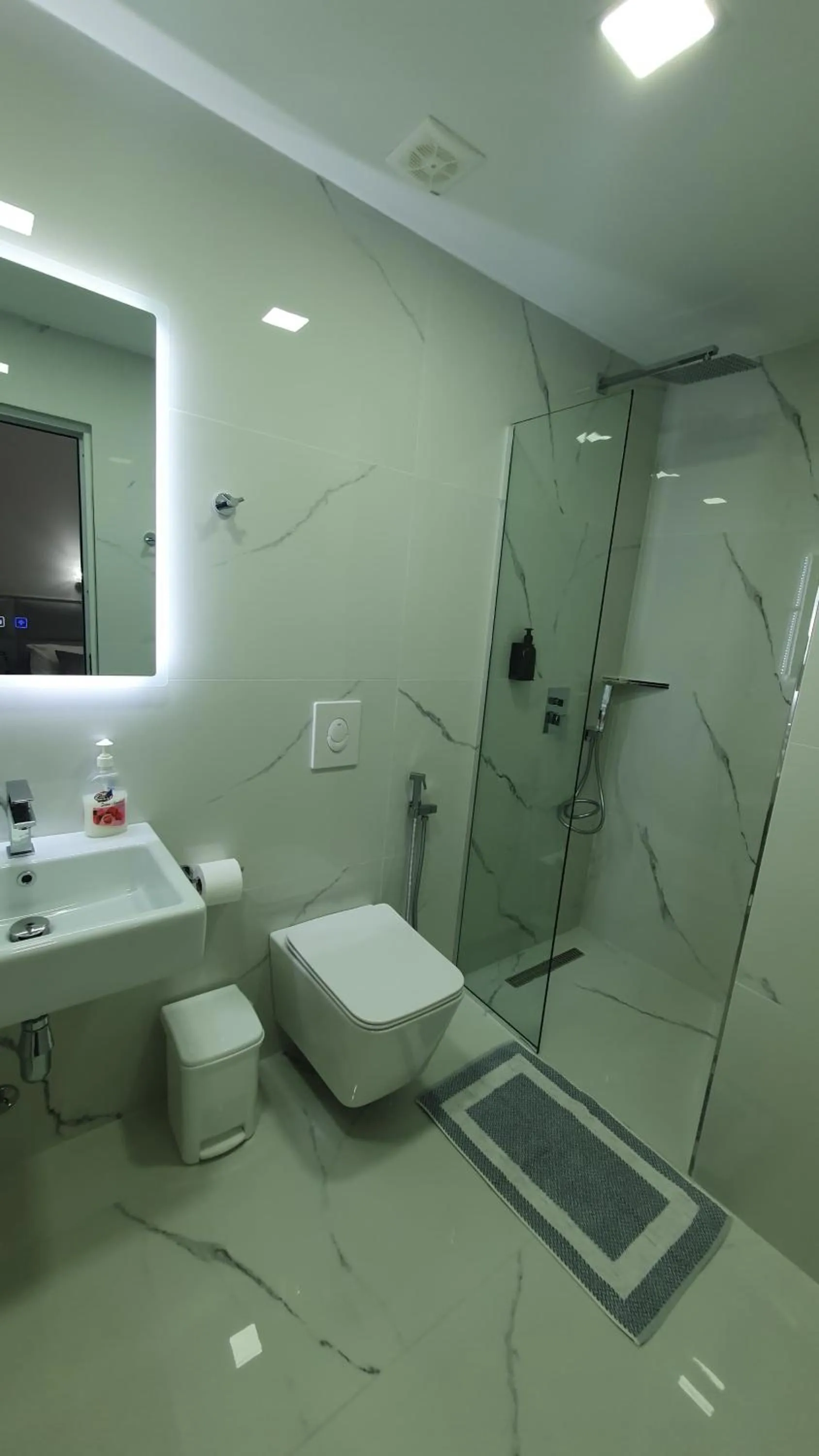 Bathroom in Ceko Hotel