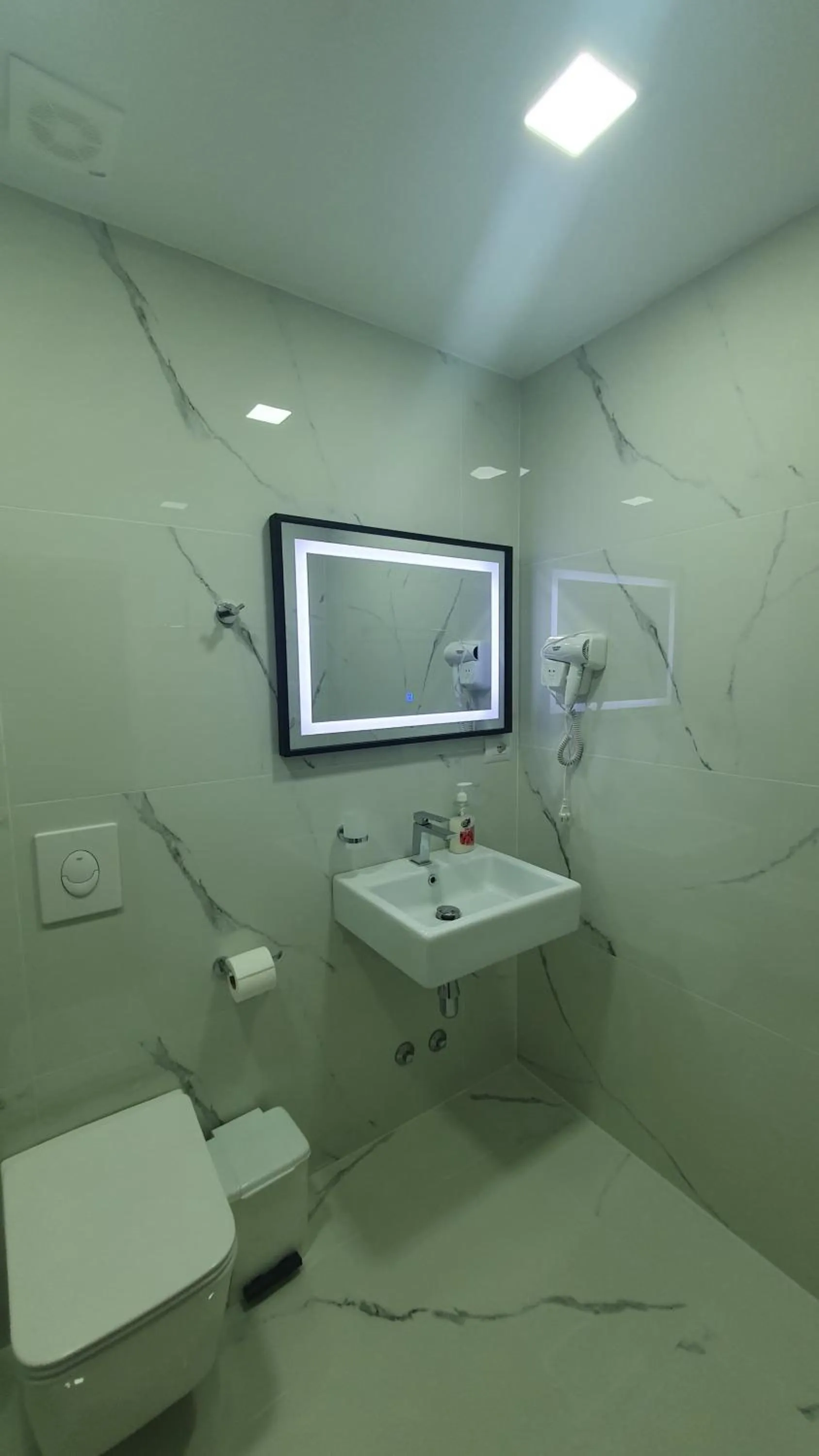 Bathroom in Ceko Hotel