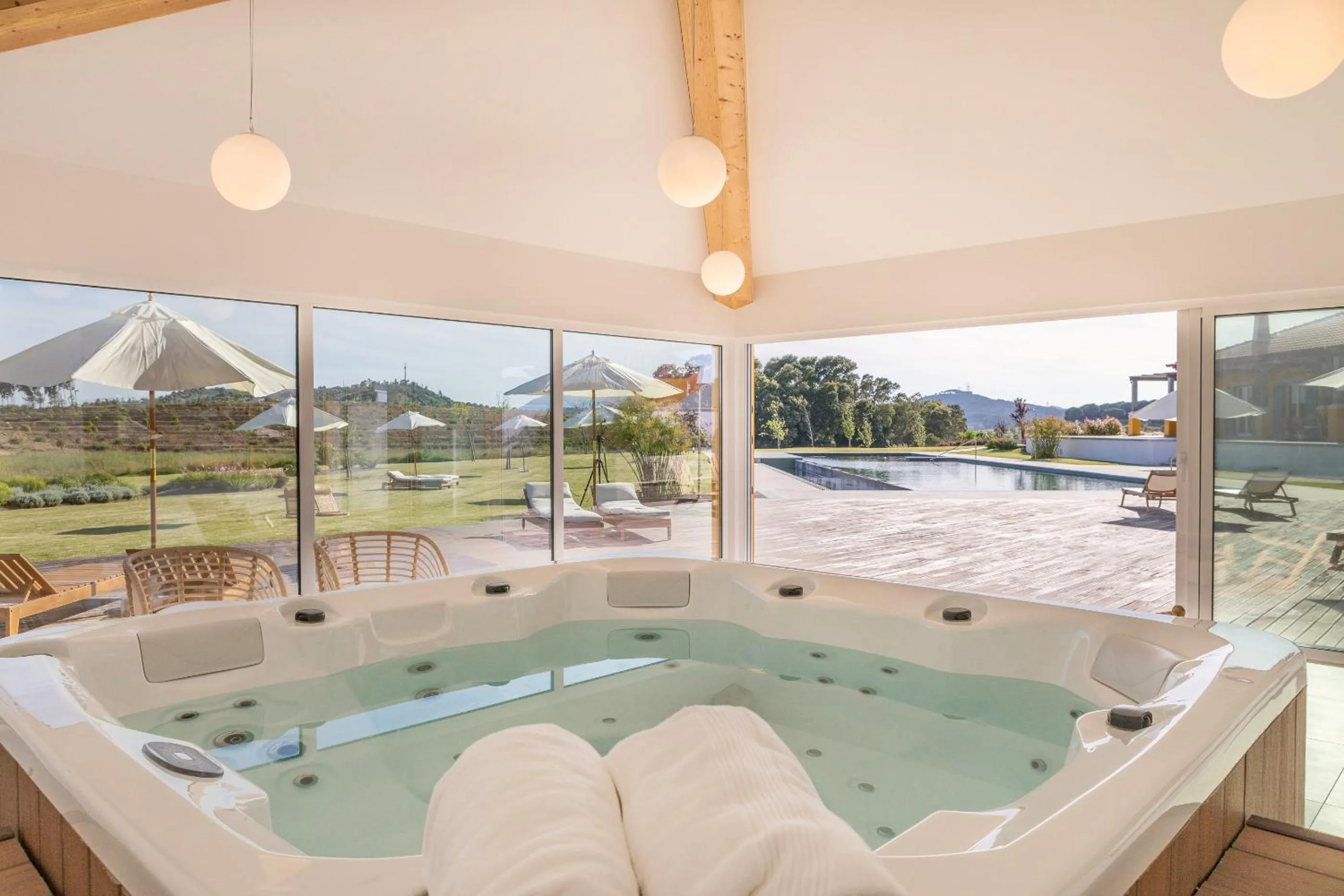 Hot Tub in Resort Rural Quinta do Carrascal