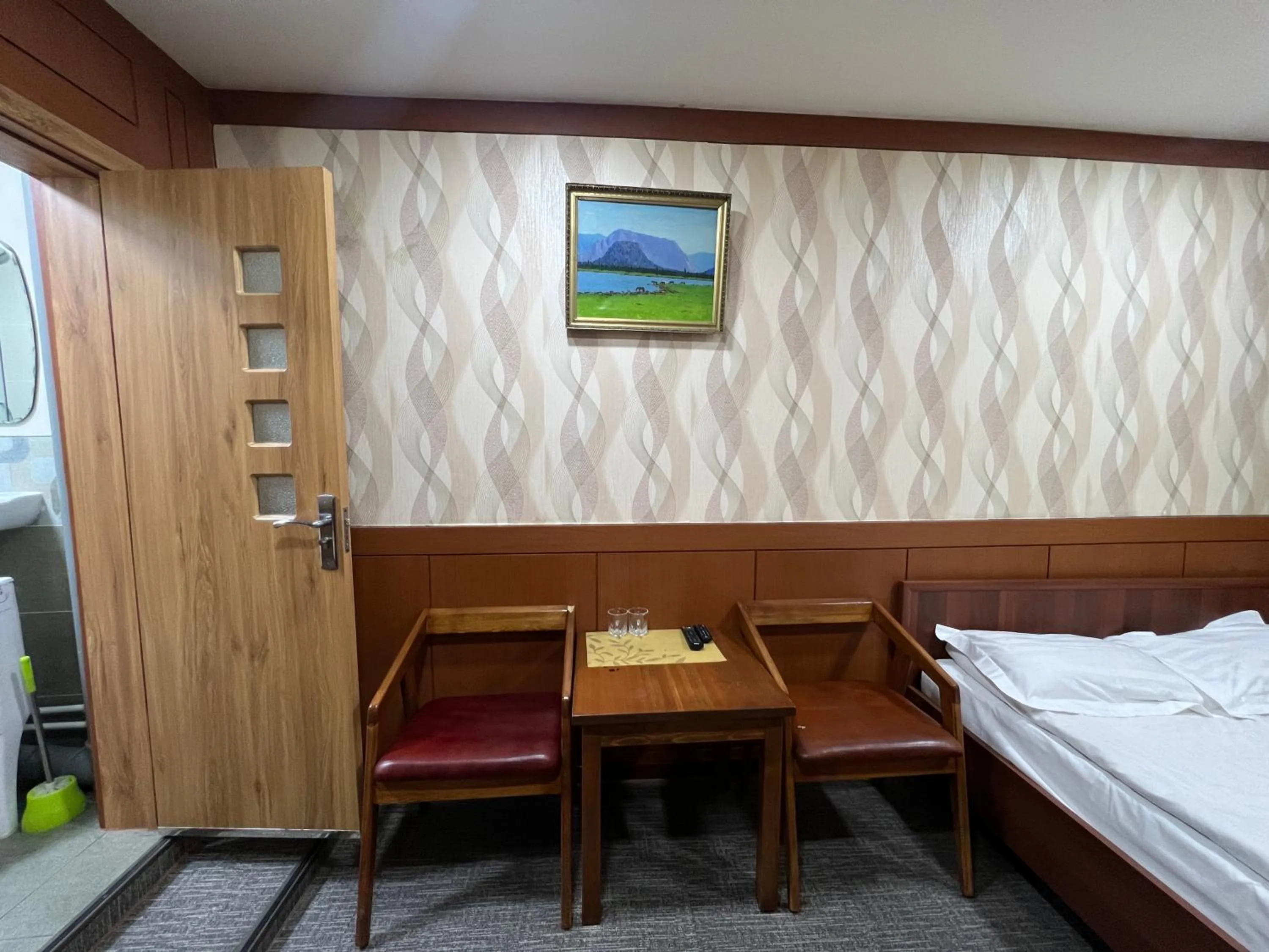 Bed in Negdelchin Hotel & Service Apartment