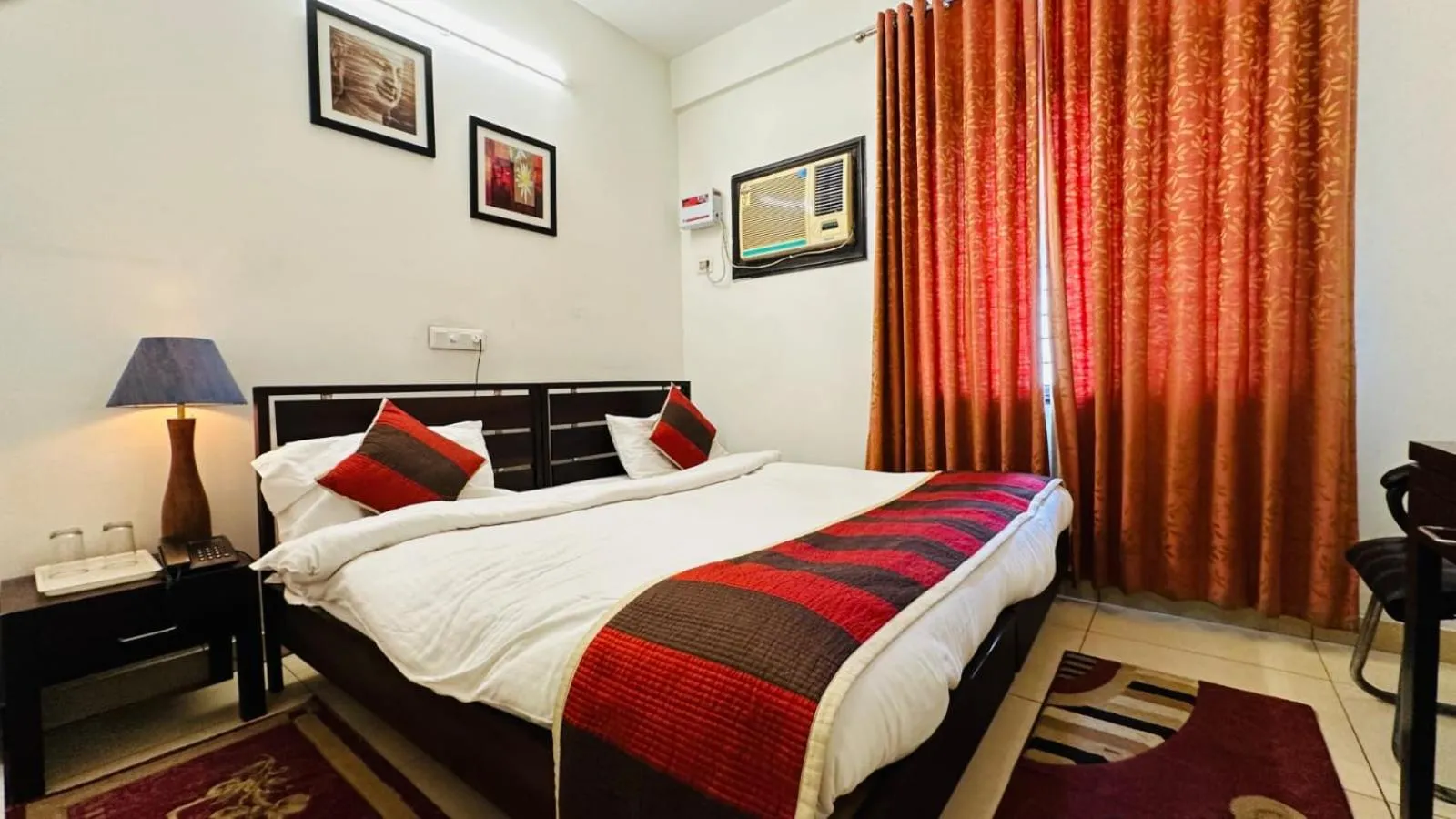 Bed in Hotel Hari Villa