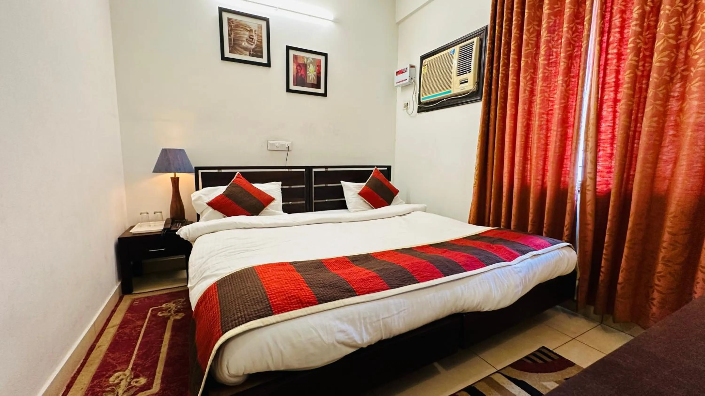 Bed in Hotel Hari Villa