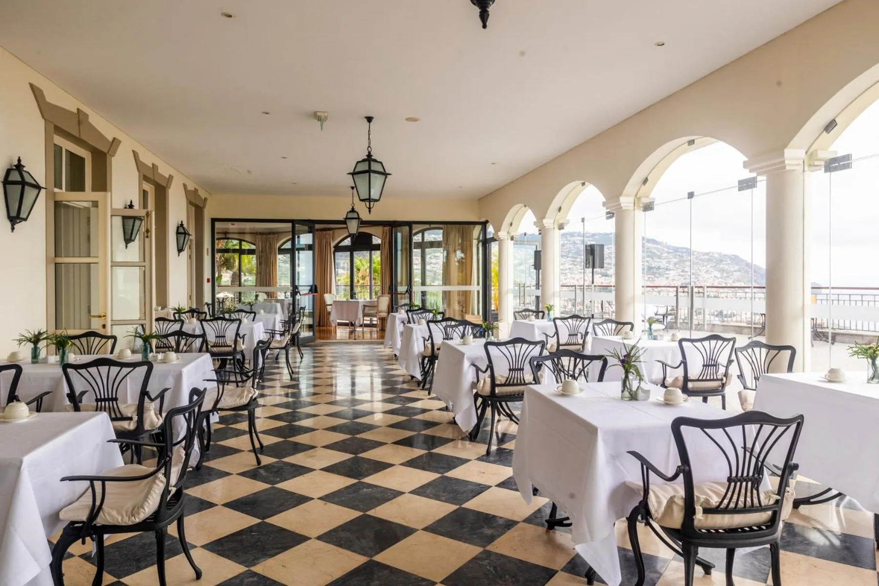 Restaurant/places to eat in Quinta Funchal Gardens - Adults Only