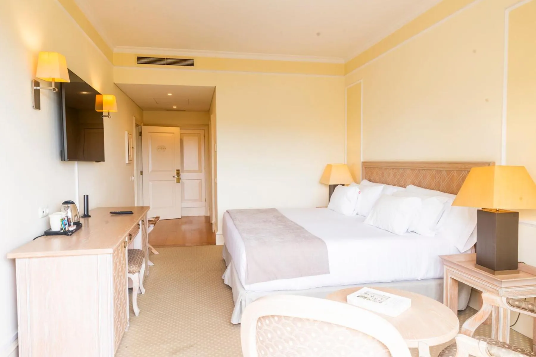 Bedroom, Bed in Quinta Funchal Gardens - Adults Only