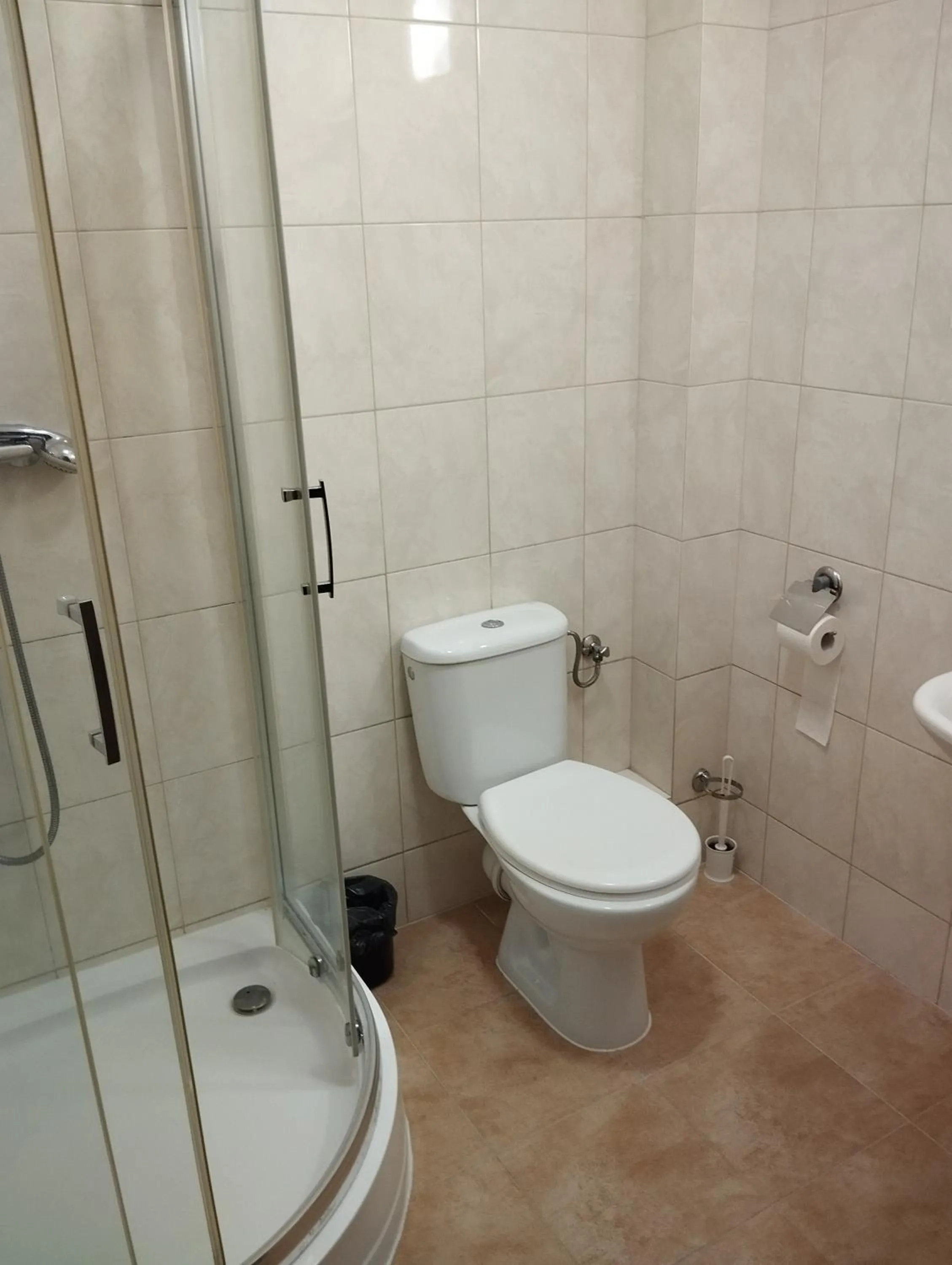 Shower in Hostel Rakietka