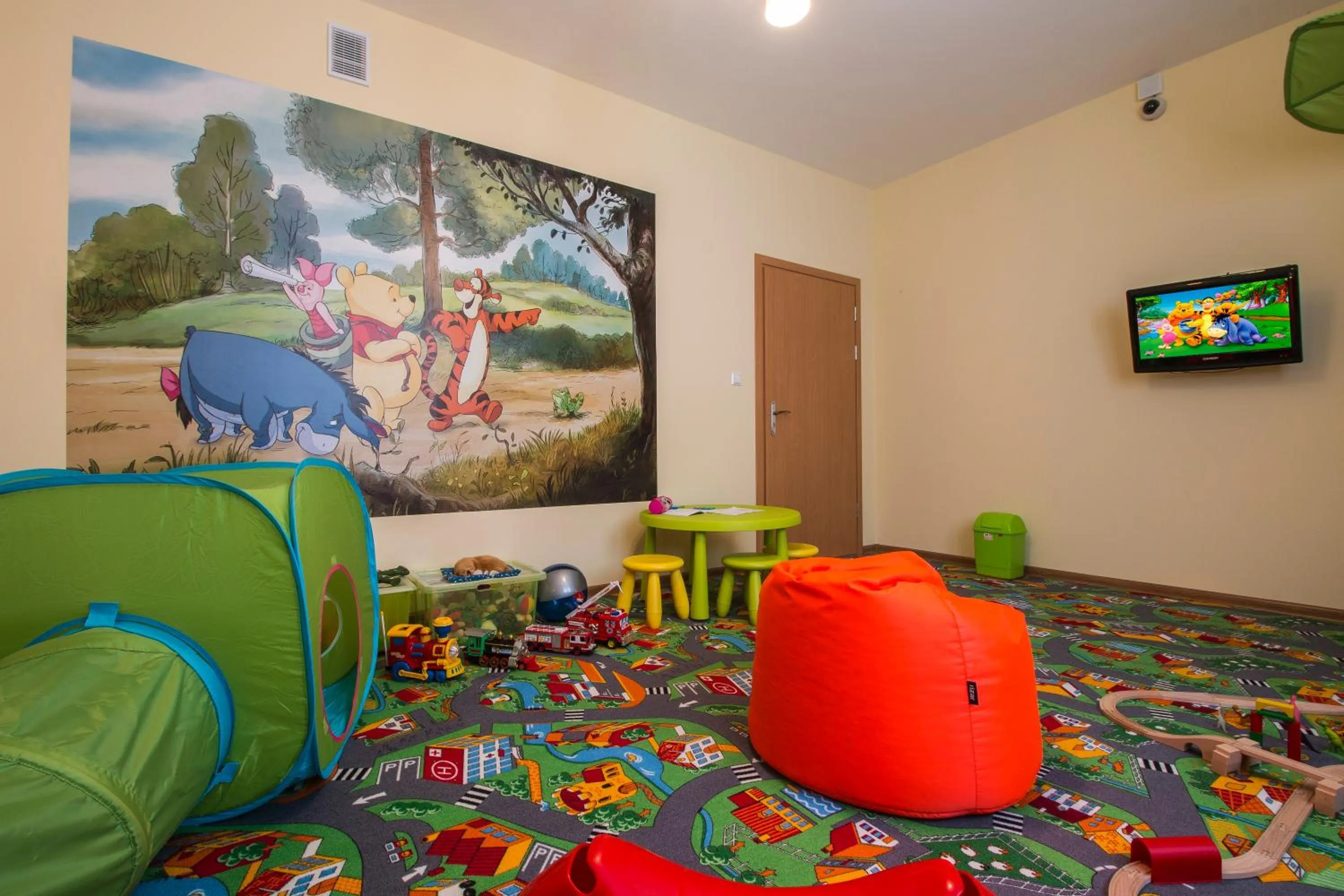 Communal lounge/ TV room in Dom Wypoczynkowy u Staszla