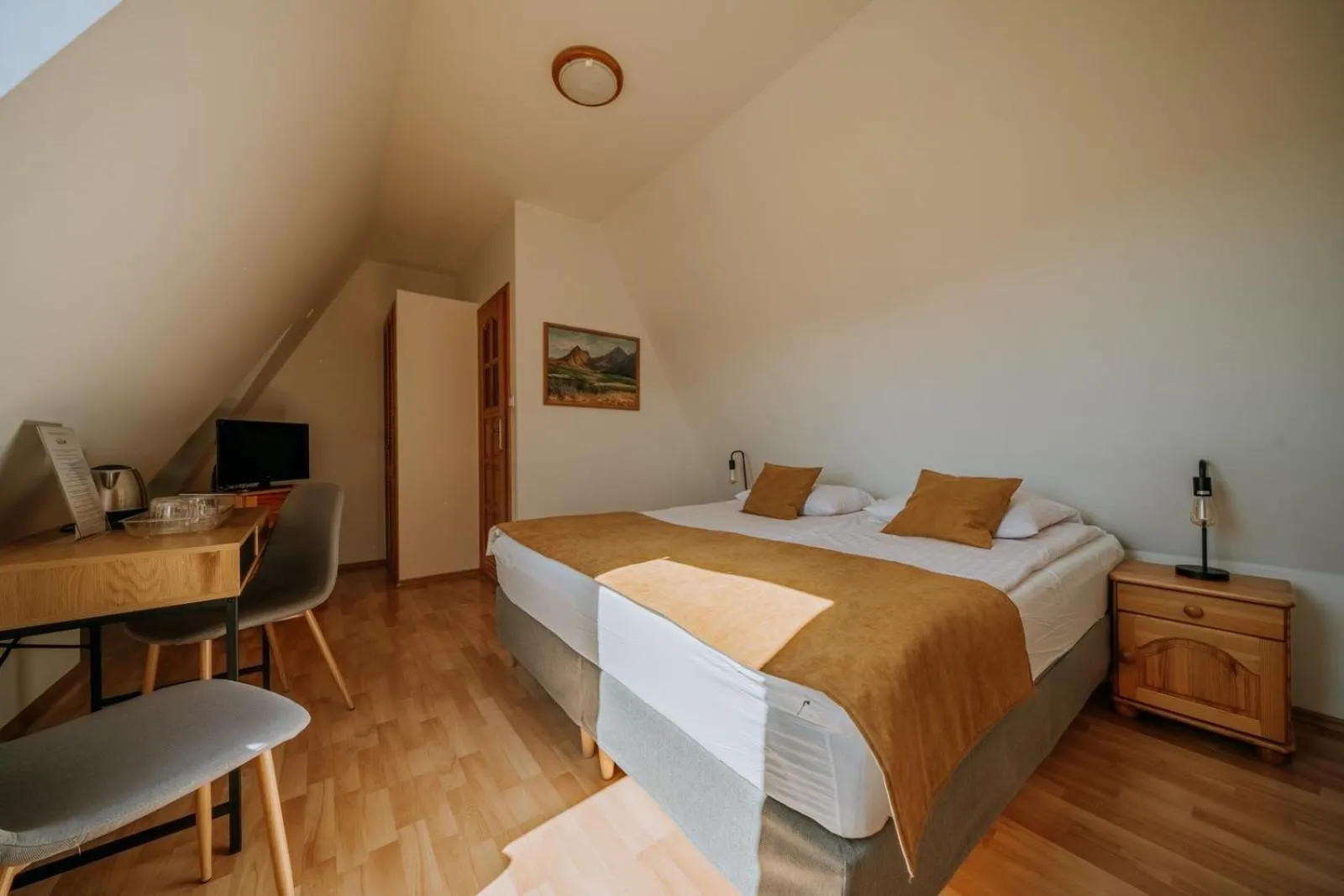 Economy Double or Twin Room in Dom Wypoczynkowy u Staszla