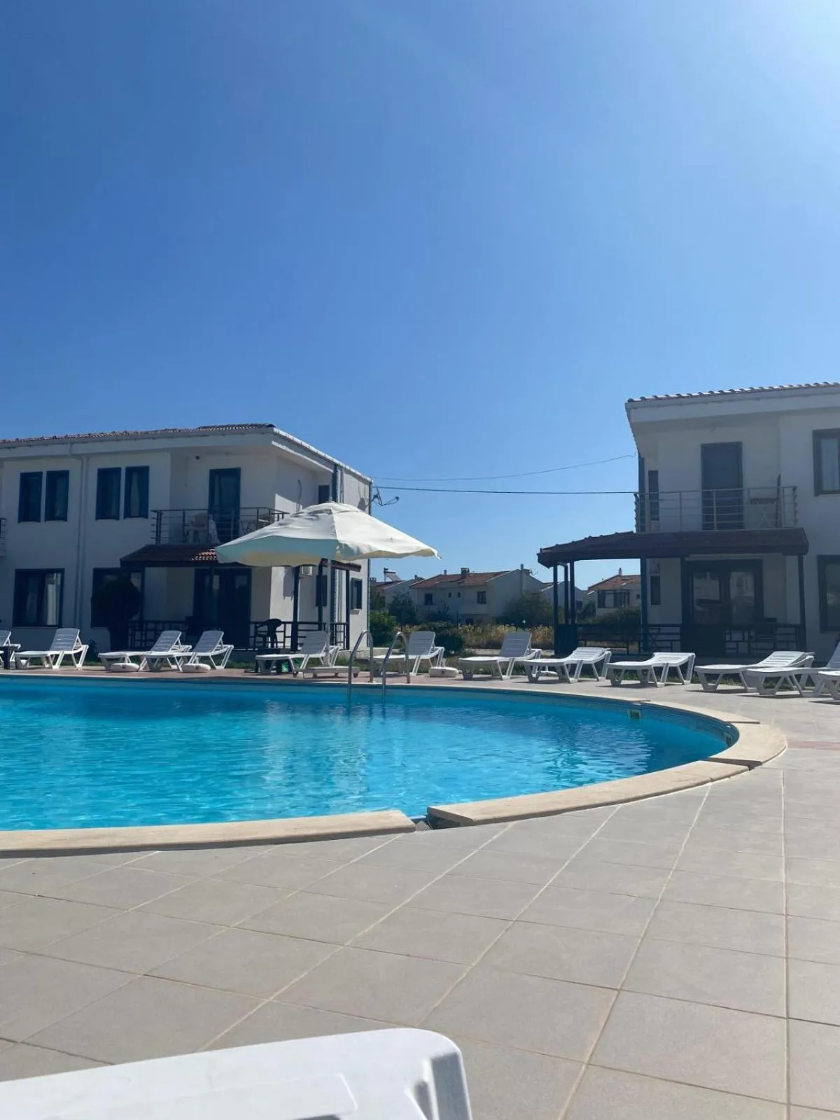 Kalanora Resort Hotel