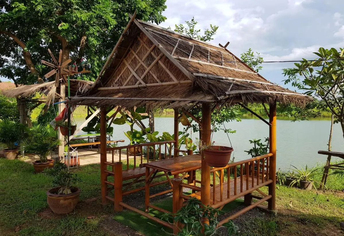 Area and facilities in Changthai Comfort Guest House