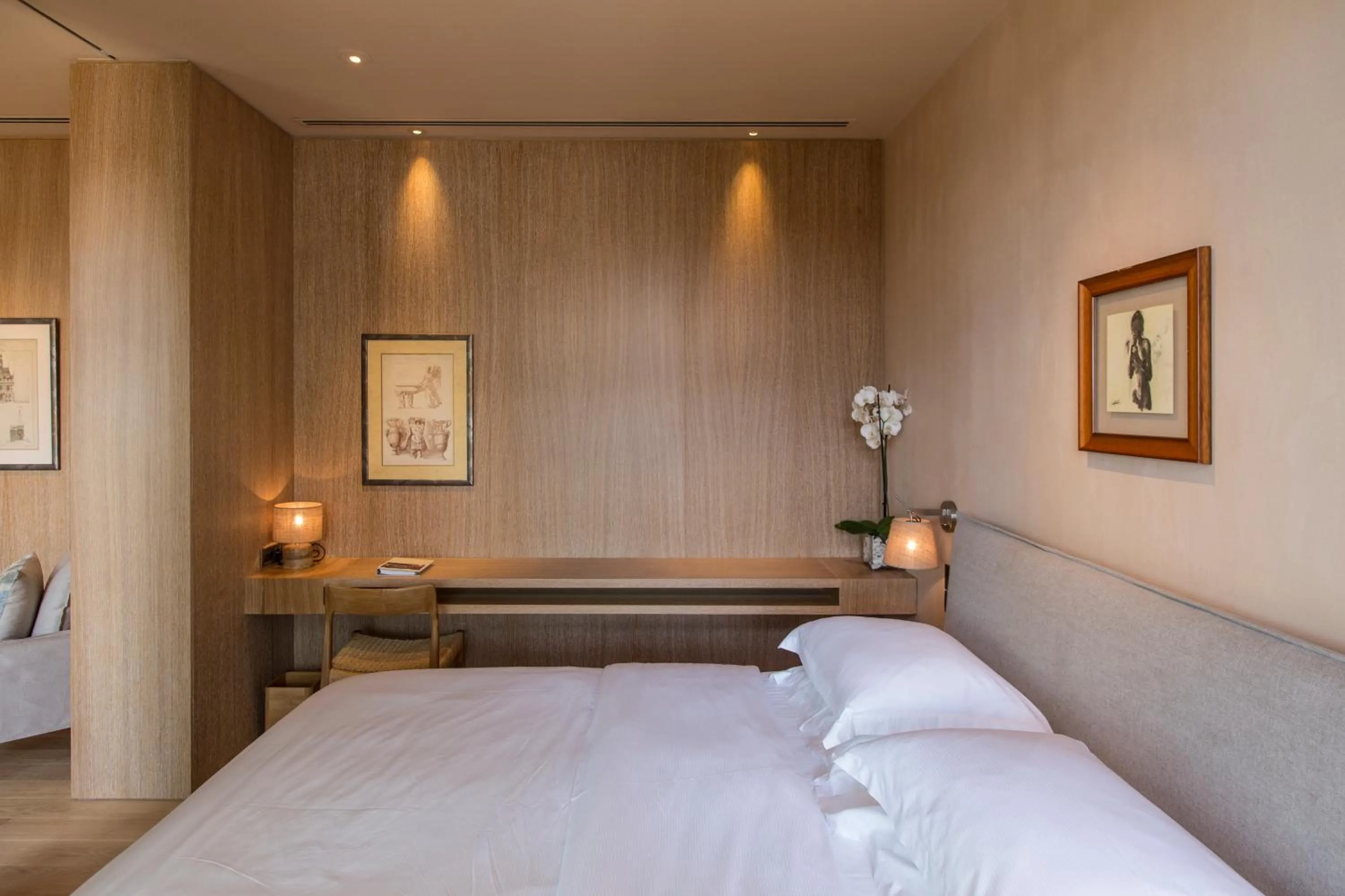 Bedroom, Bed in The Margi