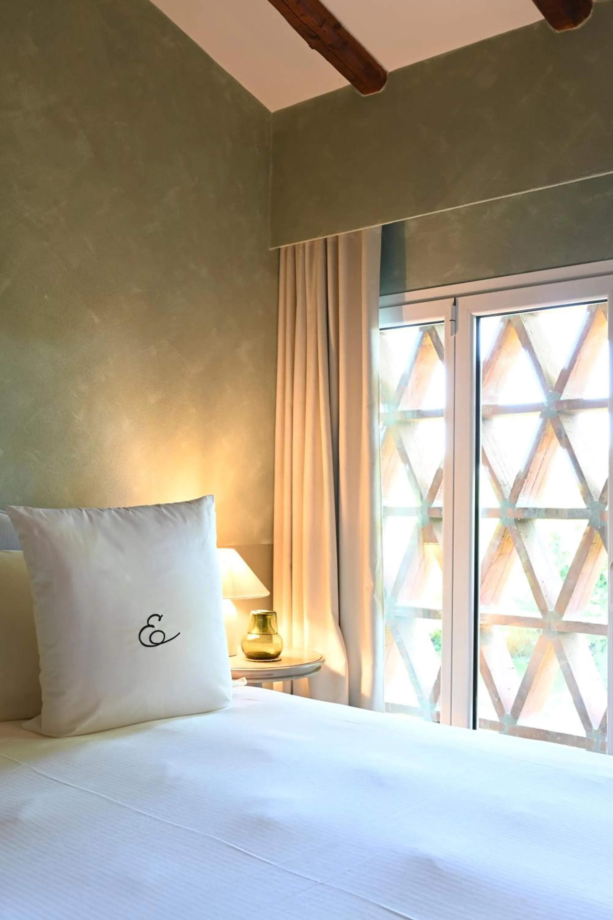 Bedroom, Bed in Elizabeth Country House, a Member of Design Hotels