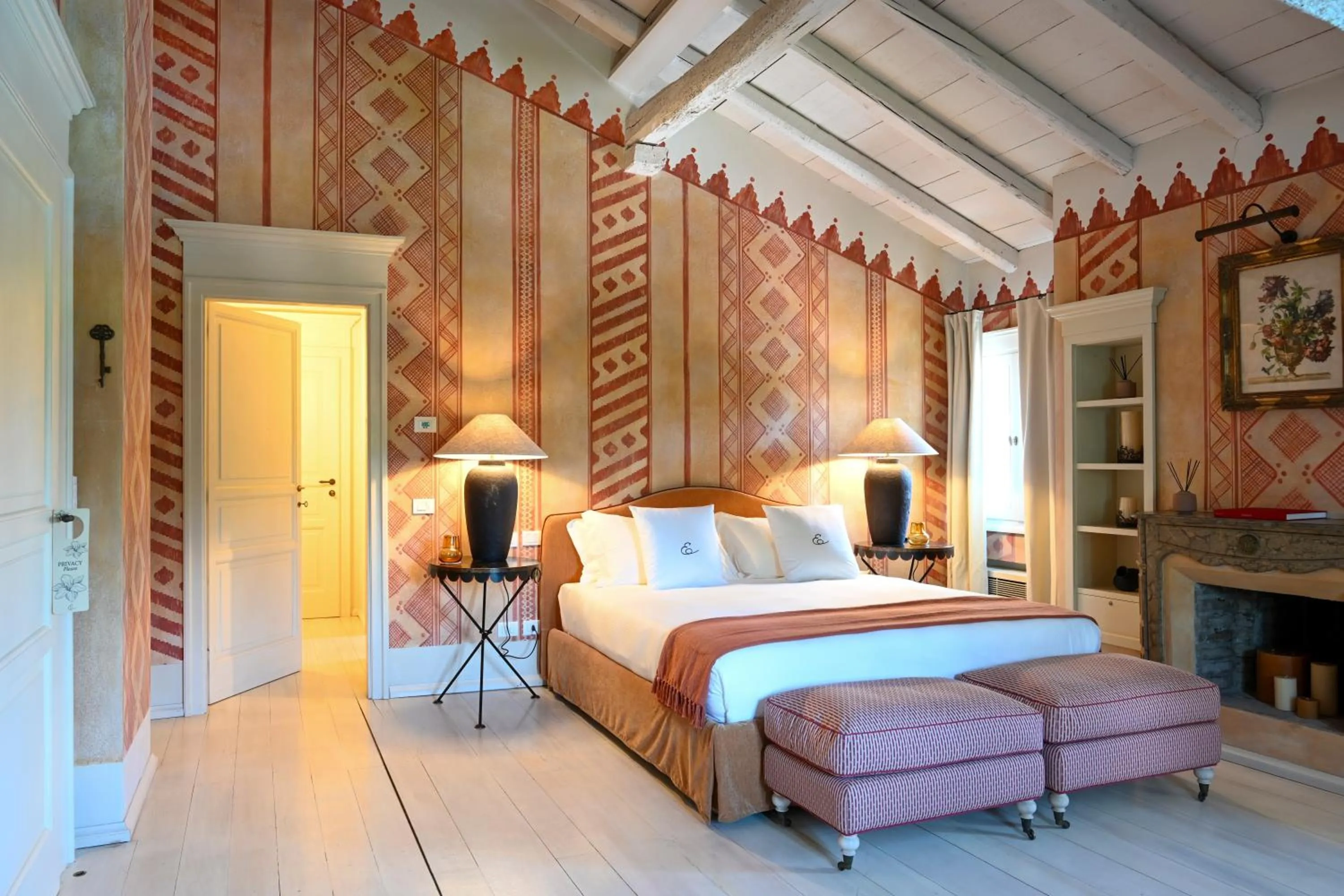 Bed in Elizabeth Country House, a Member of Design Hotels