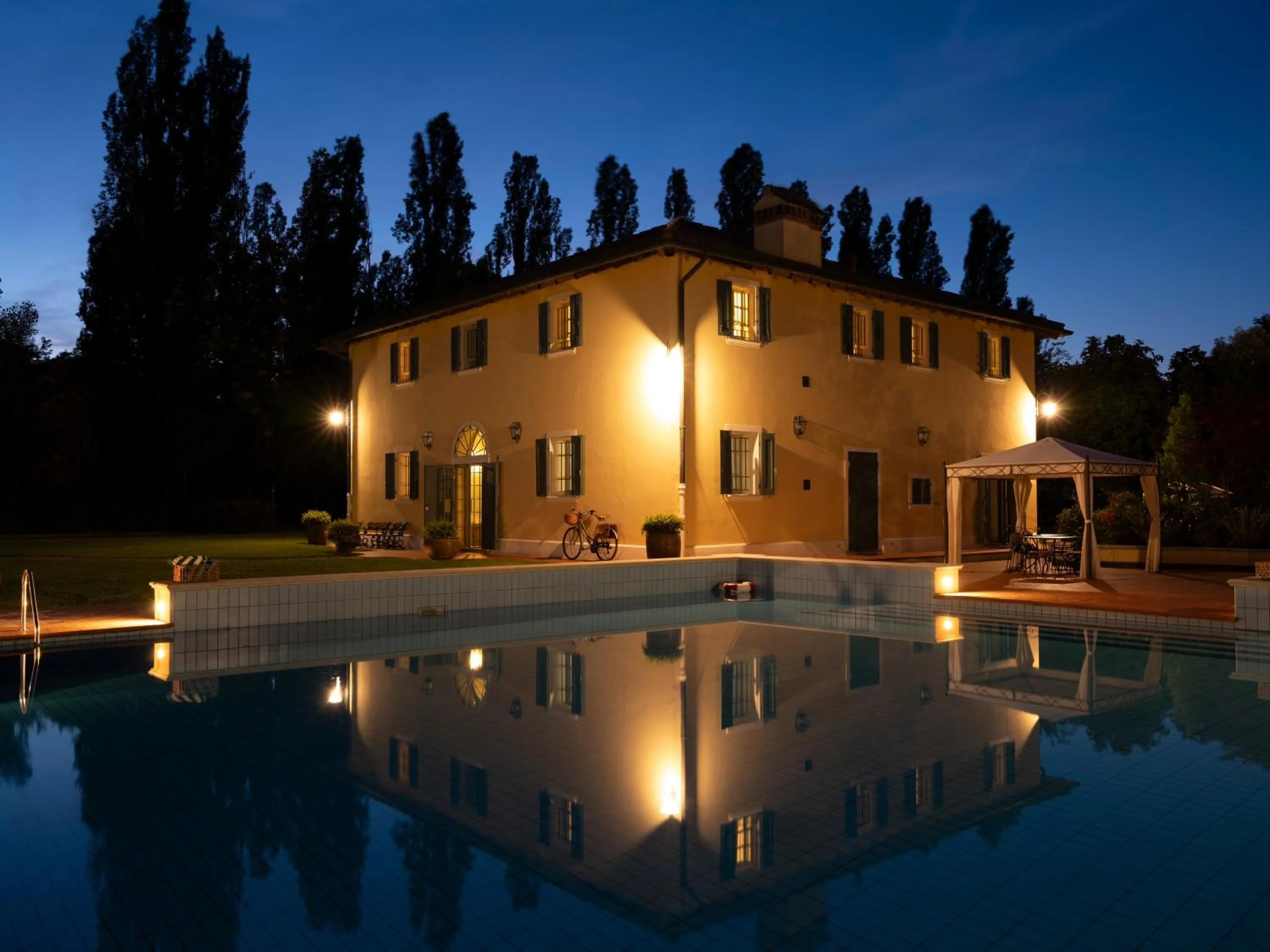 Property building in Elizabeth Country House, a Member of Design Hotels