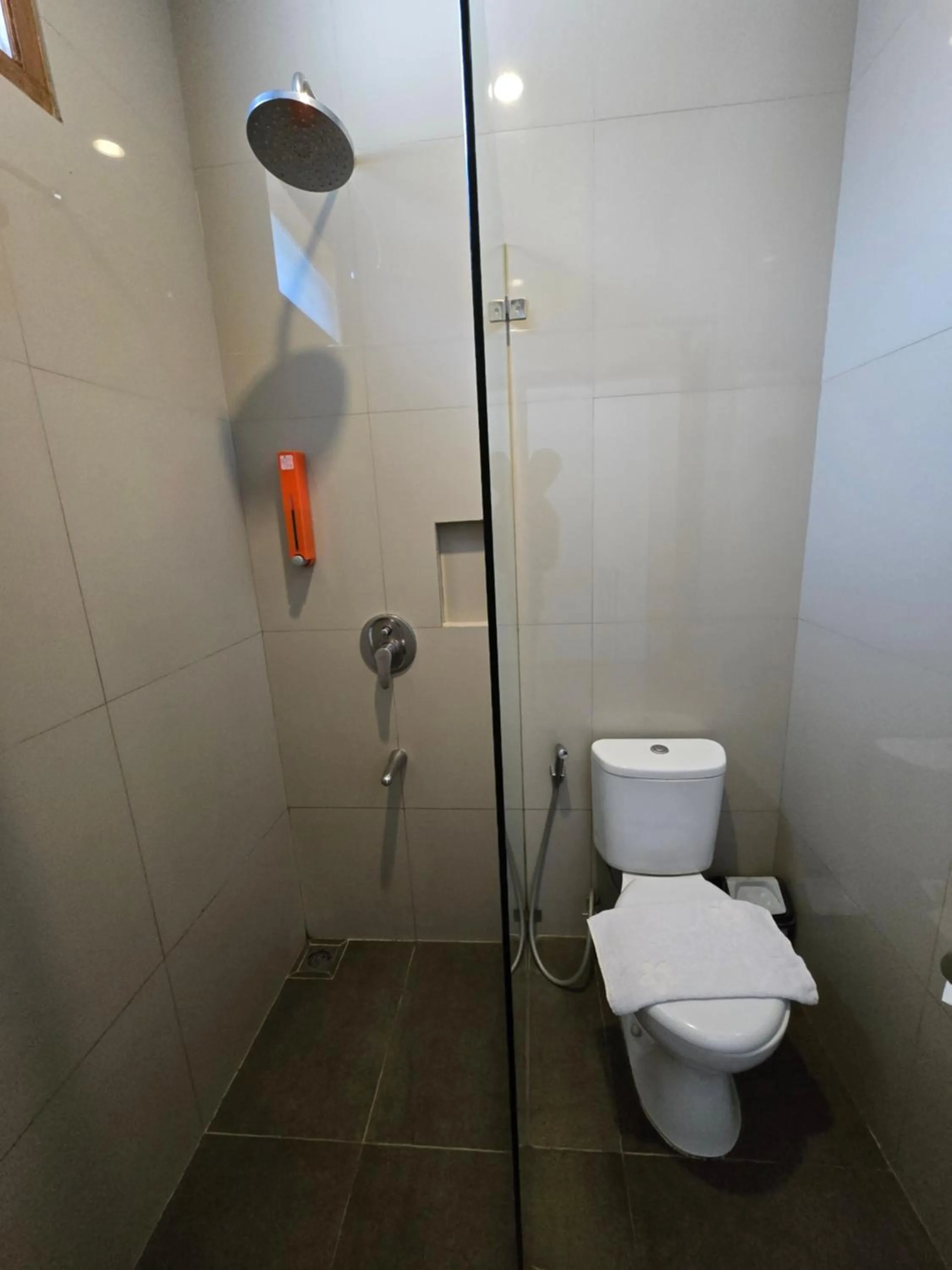 Toilet in Kusma Hotel Bandungan Semarang