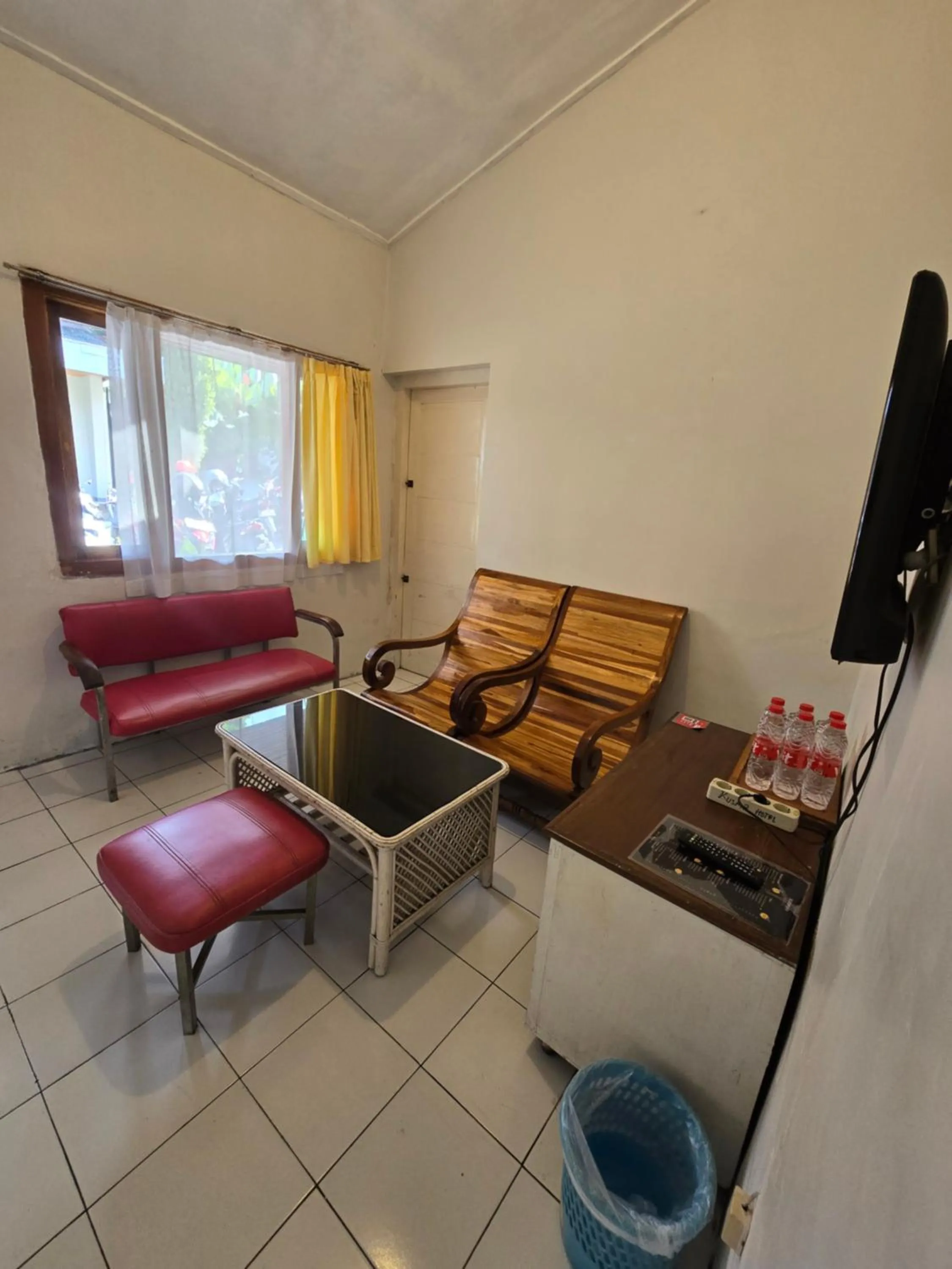 Living room in Kusma Hotel Bandungan Semarang