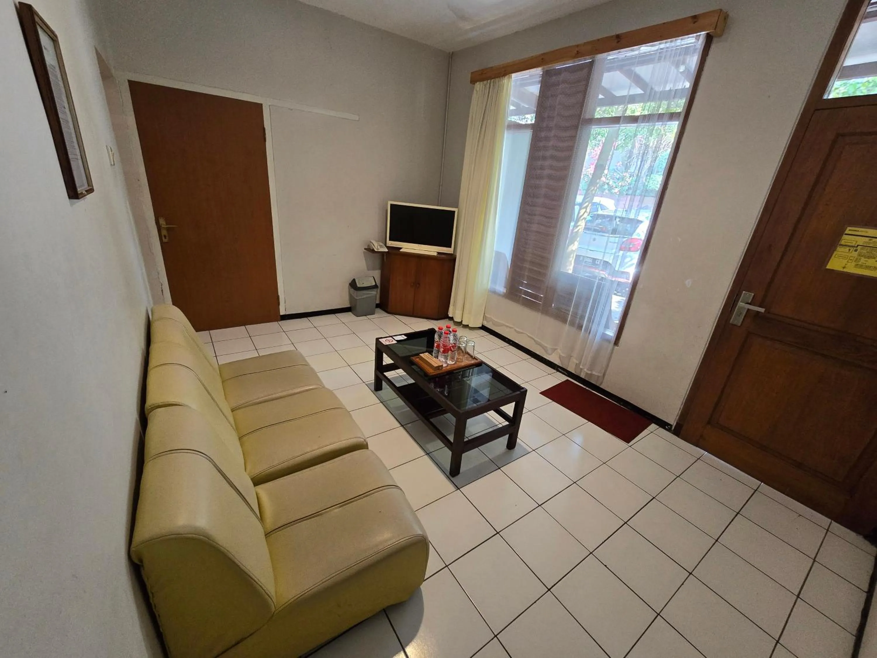 Living room in Kusma Hotel Bandungan Semarang