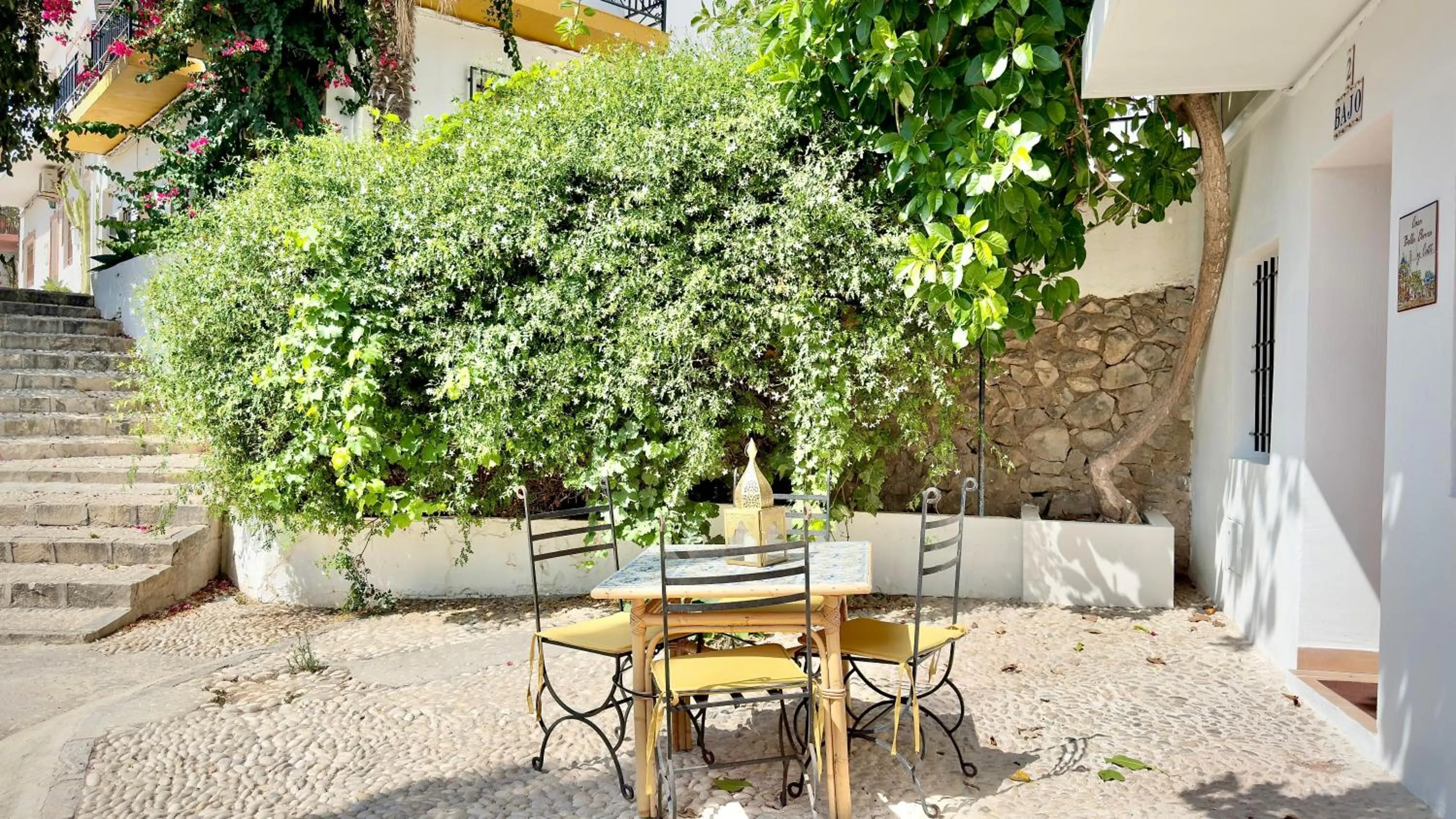 Patio in Hotel Abaco Altea