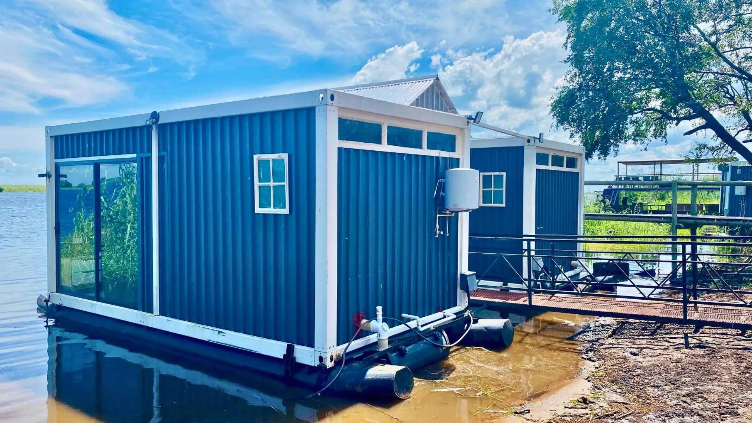 Property building in Rustiek Hotel