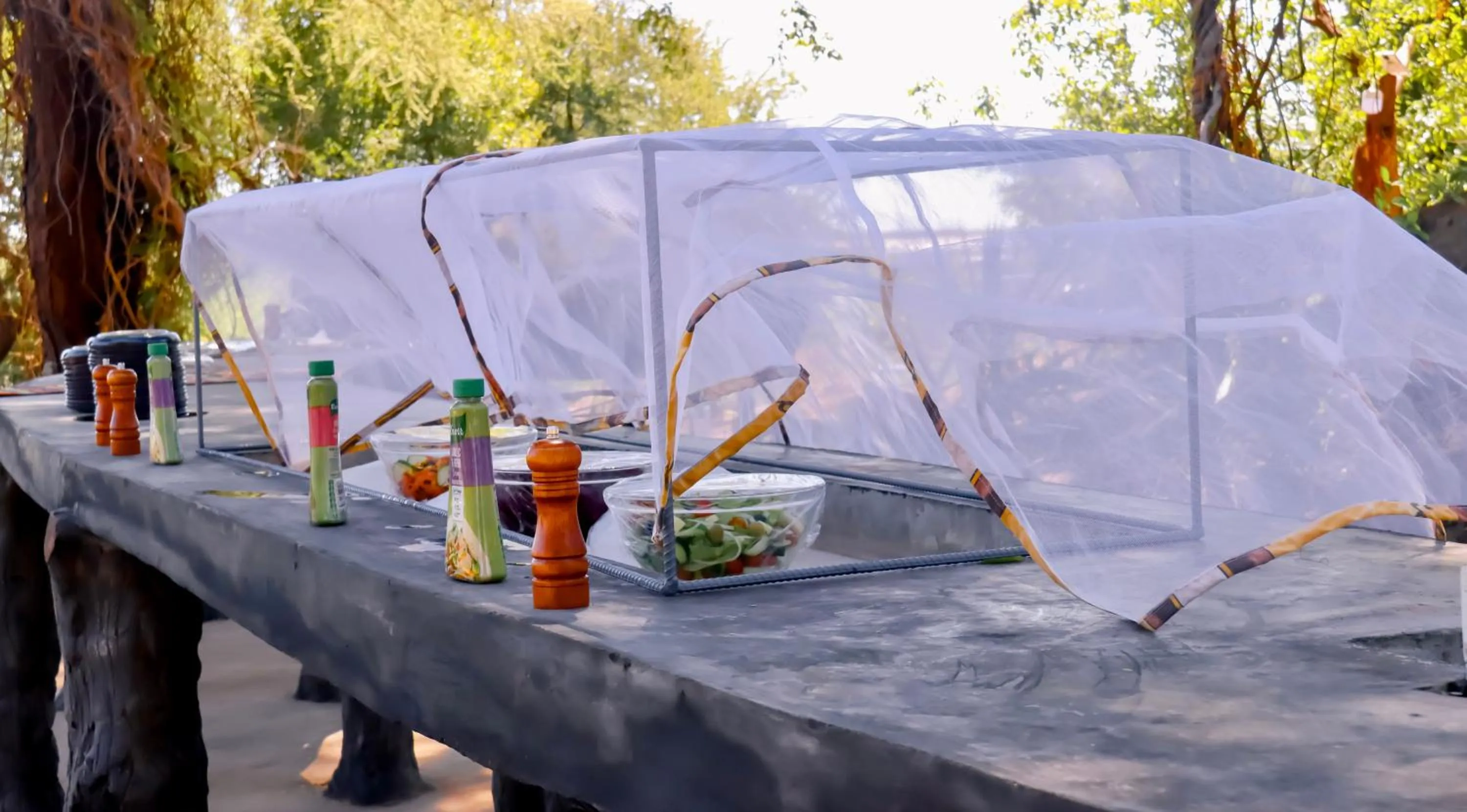 Restaurant/places to eat in Rustiek Hotel