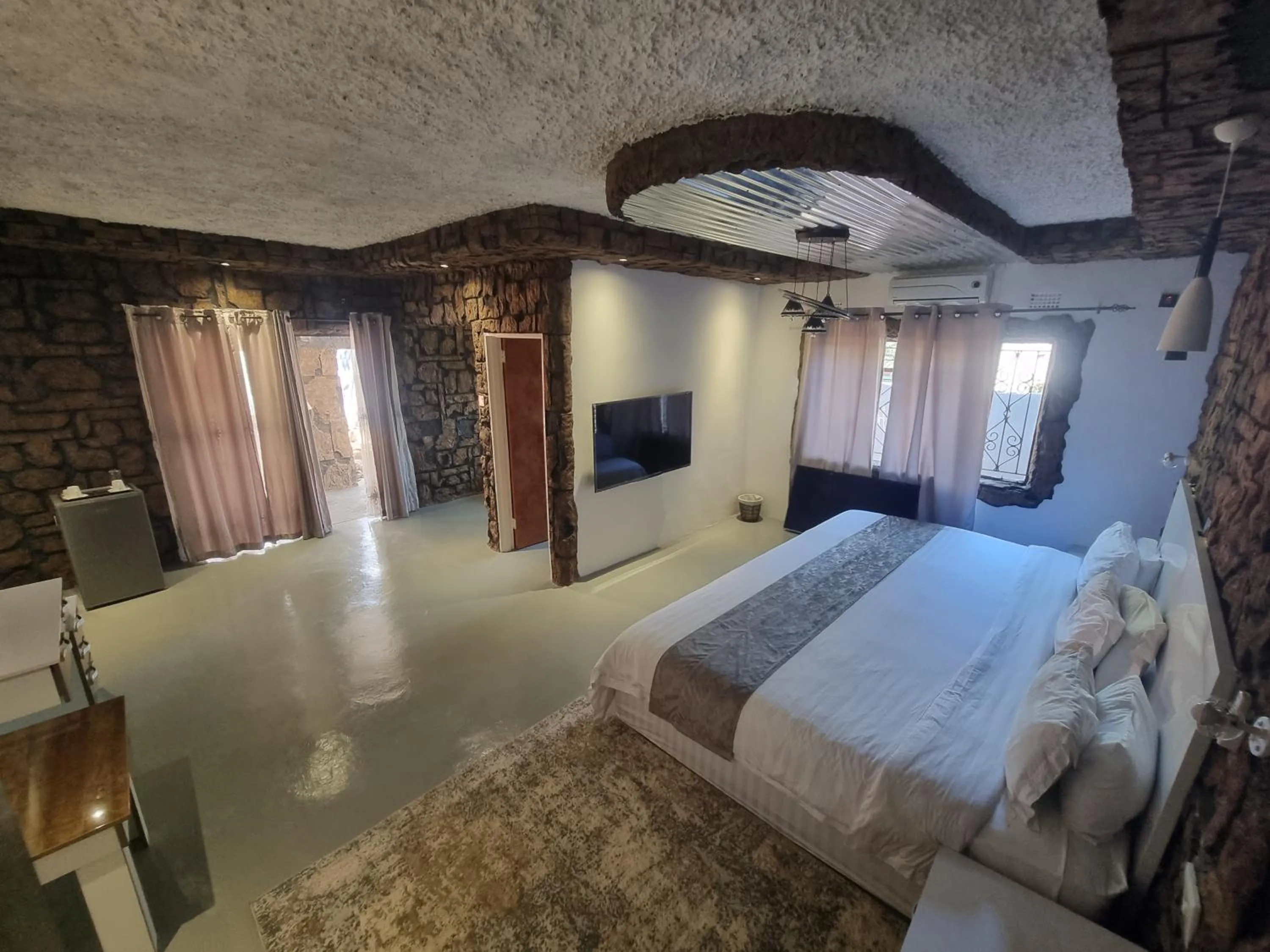 Photo of the whole room in Rustiek Hotel