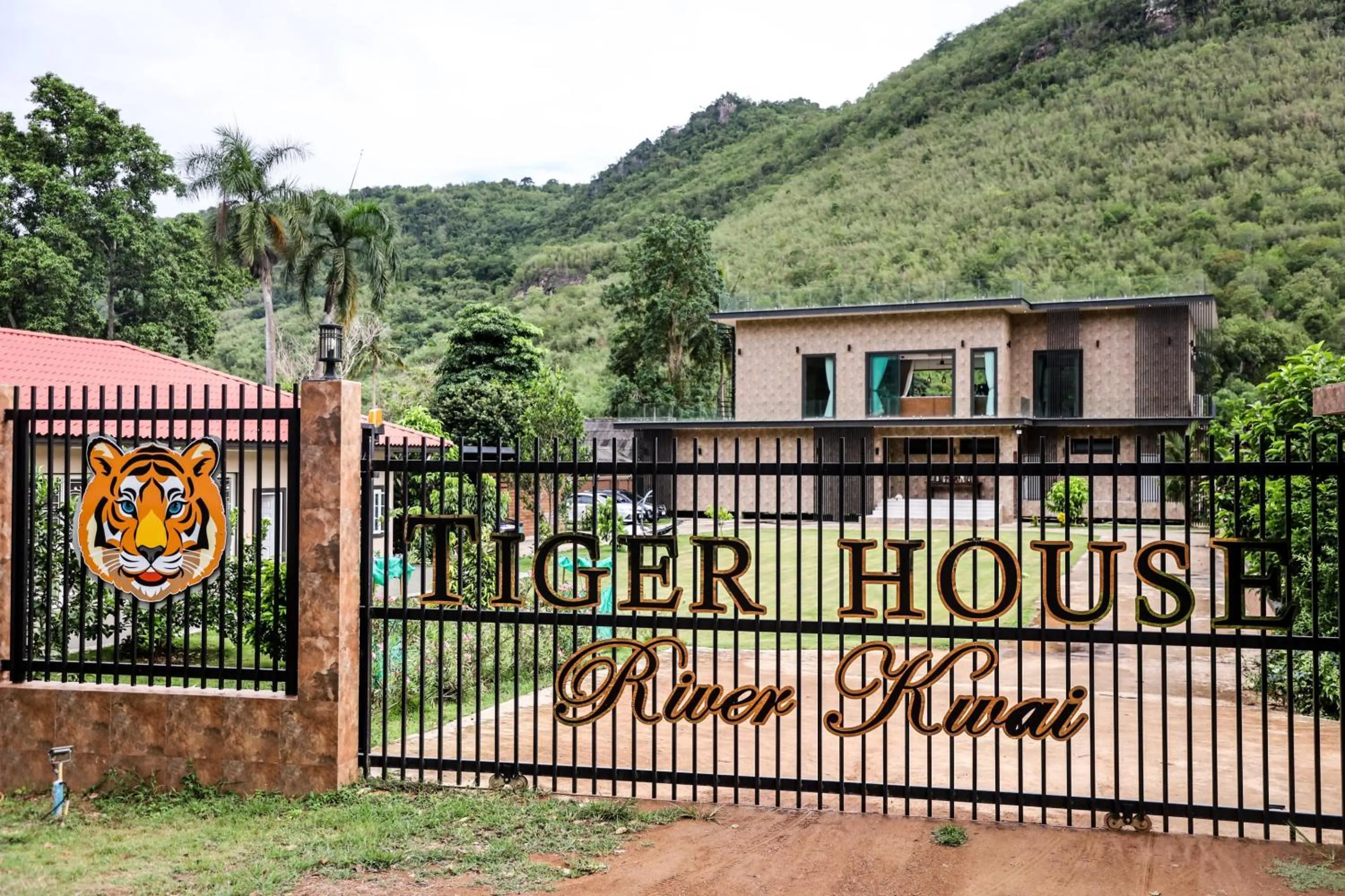 Property building in Tiger House River Kwai