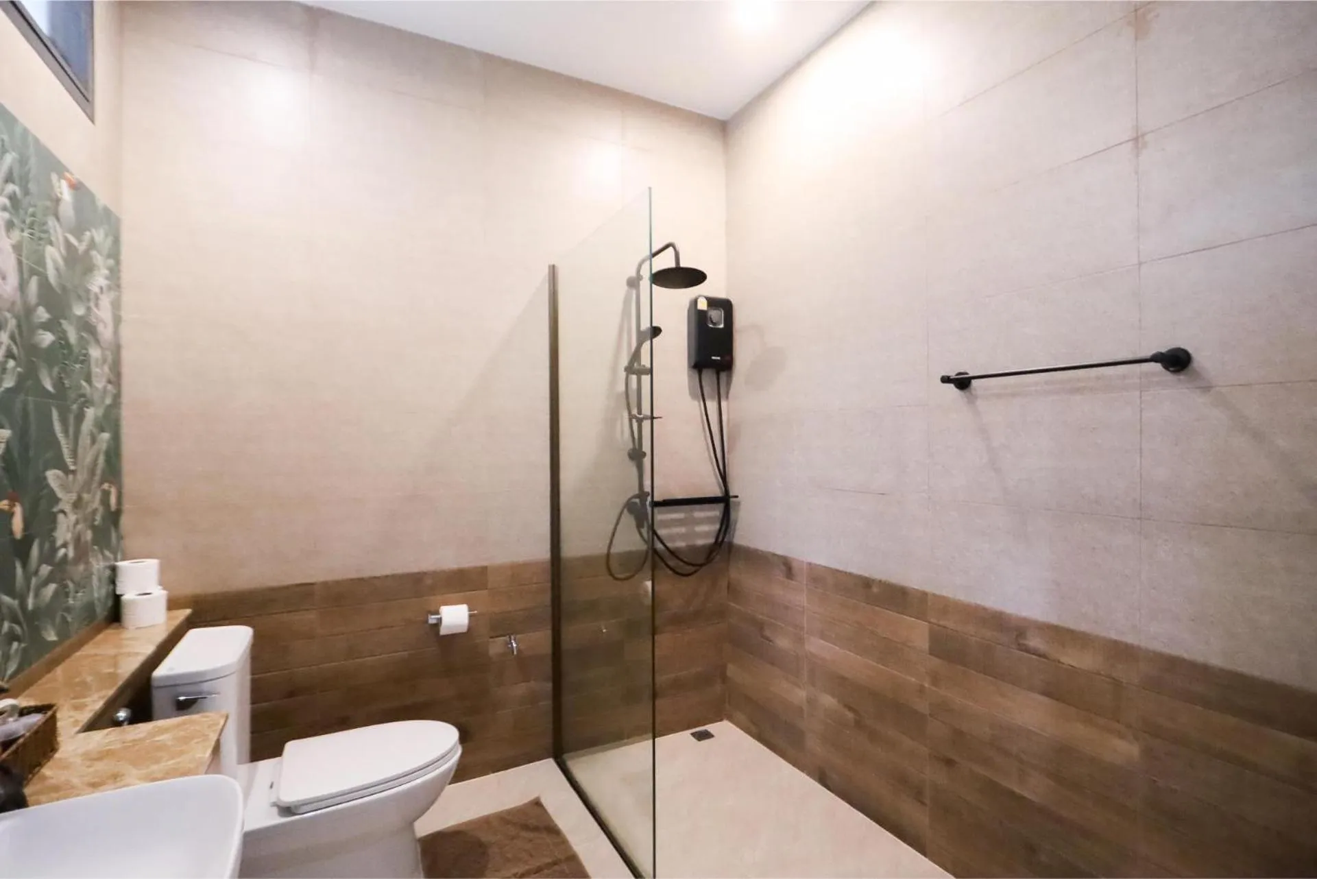 Shower in Tiger House River Kwai