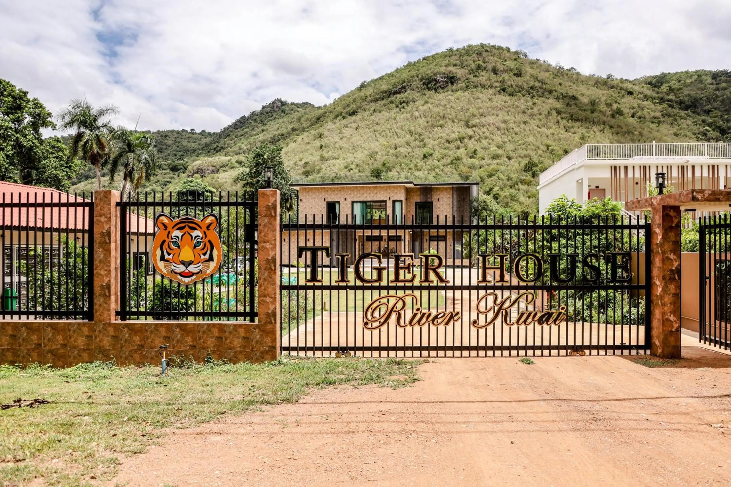 Property building in Tiger House River Kwai